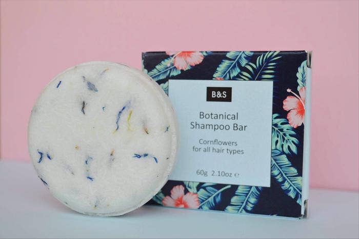 Botanisch angereichertes Shampoo & Körperriegel mit Kornblumen – plastikfreie Öko-Duschseifen, 60g