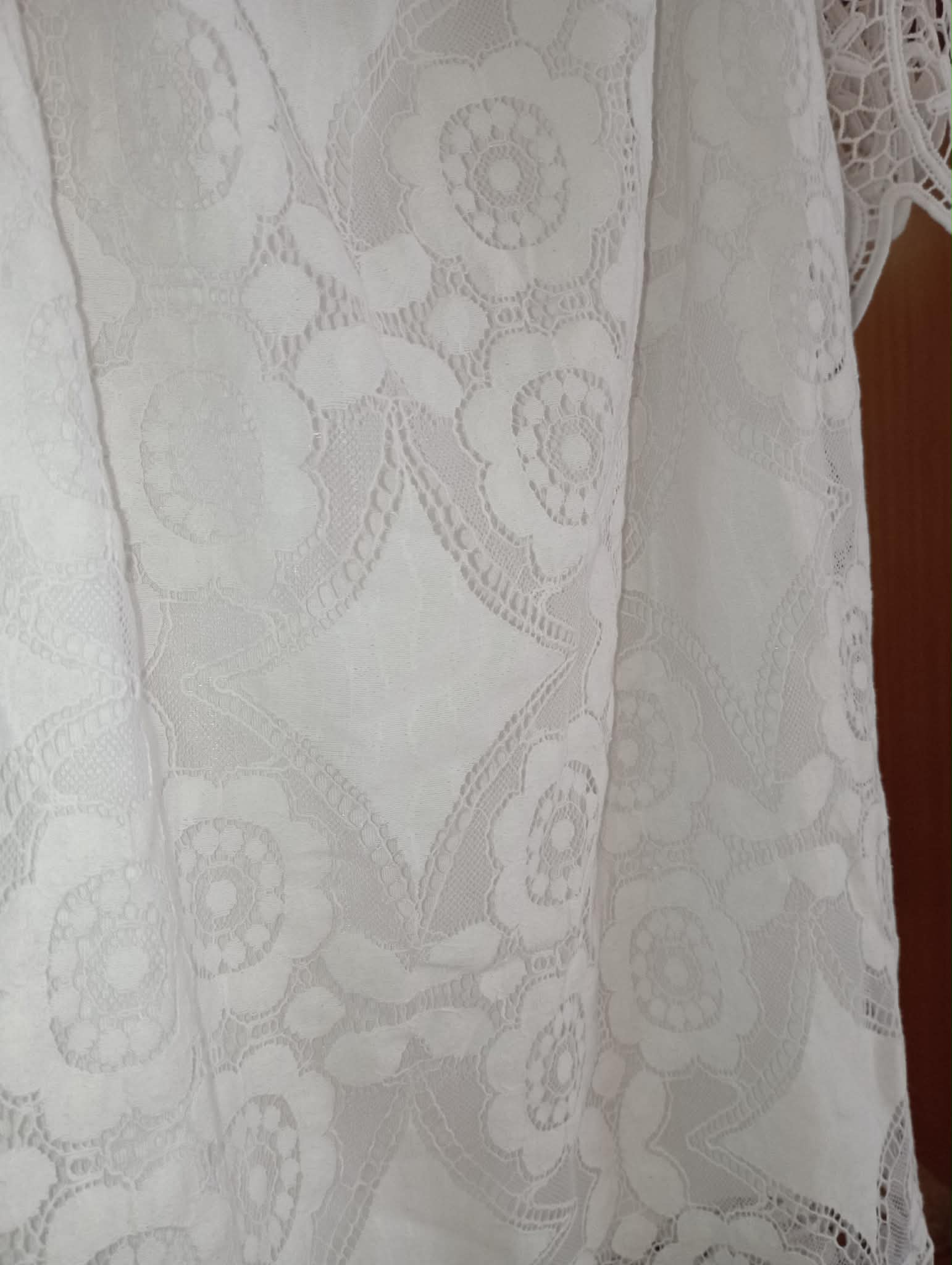 WOMAN'S WHITE SUMMER DRESS - see description
