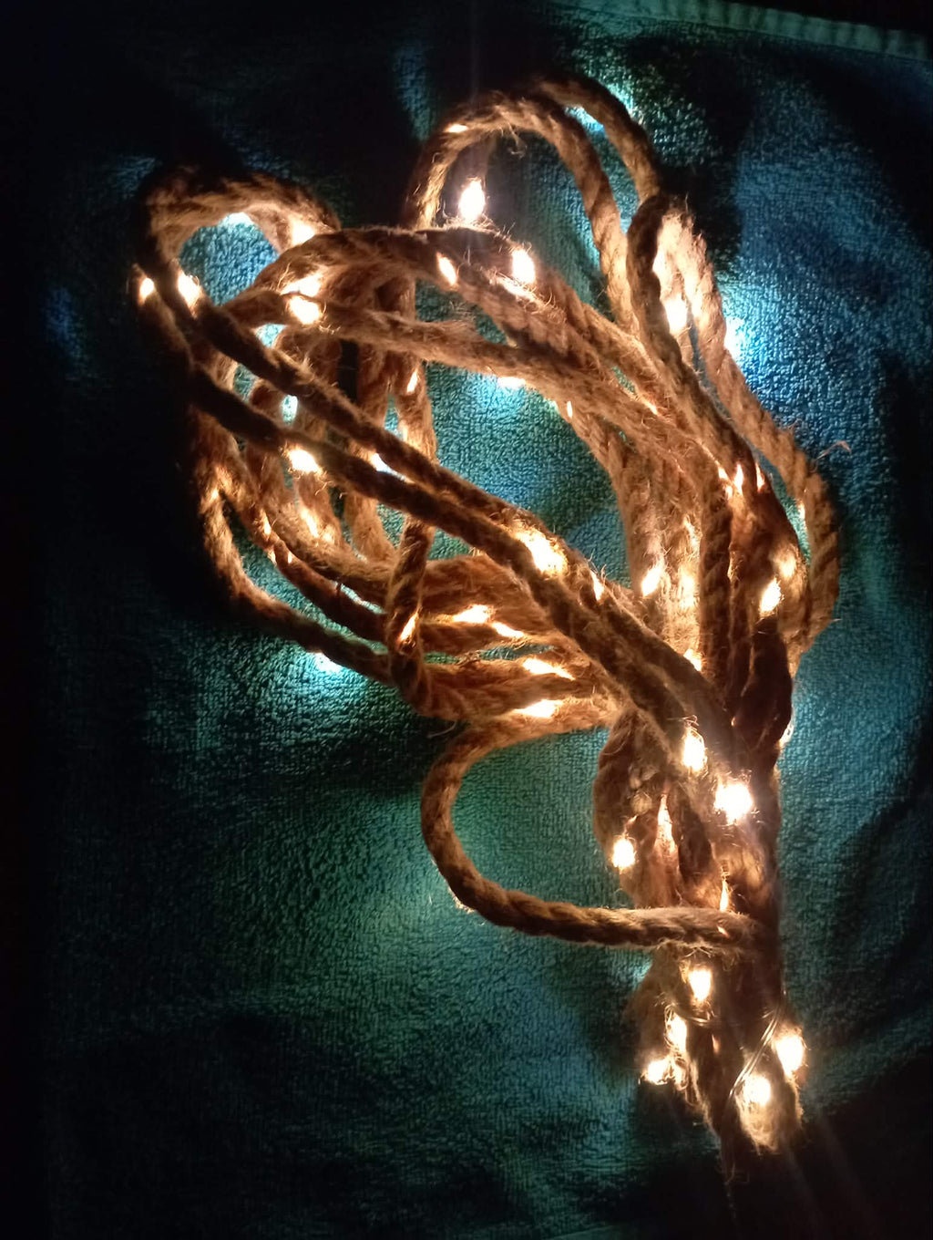 GRESONIC HEMP ROPE WITH LIGHTS WITH TIMER for camping, Christmas and more