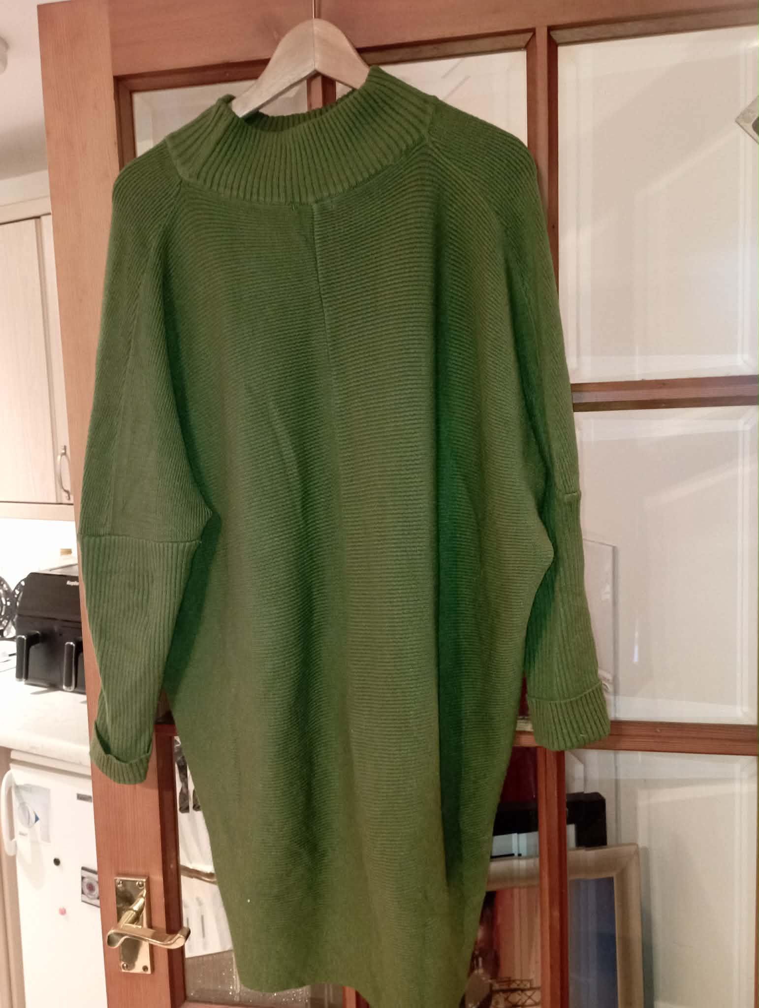 WOMEN'S ITALIAN LONG GREEN JUMPER/DRESS