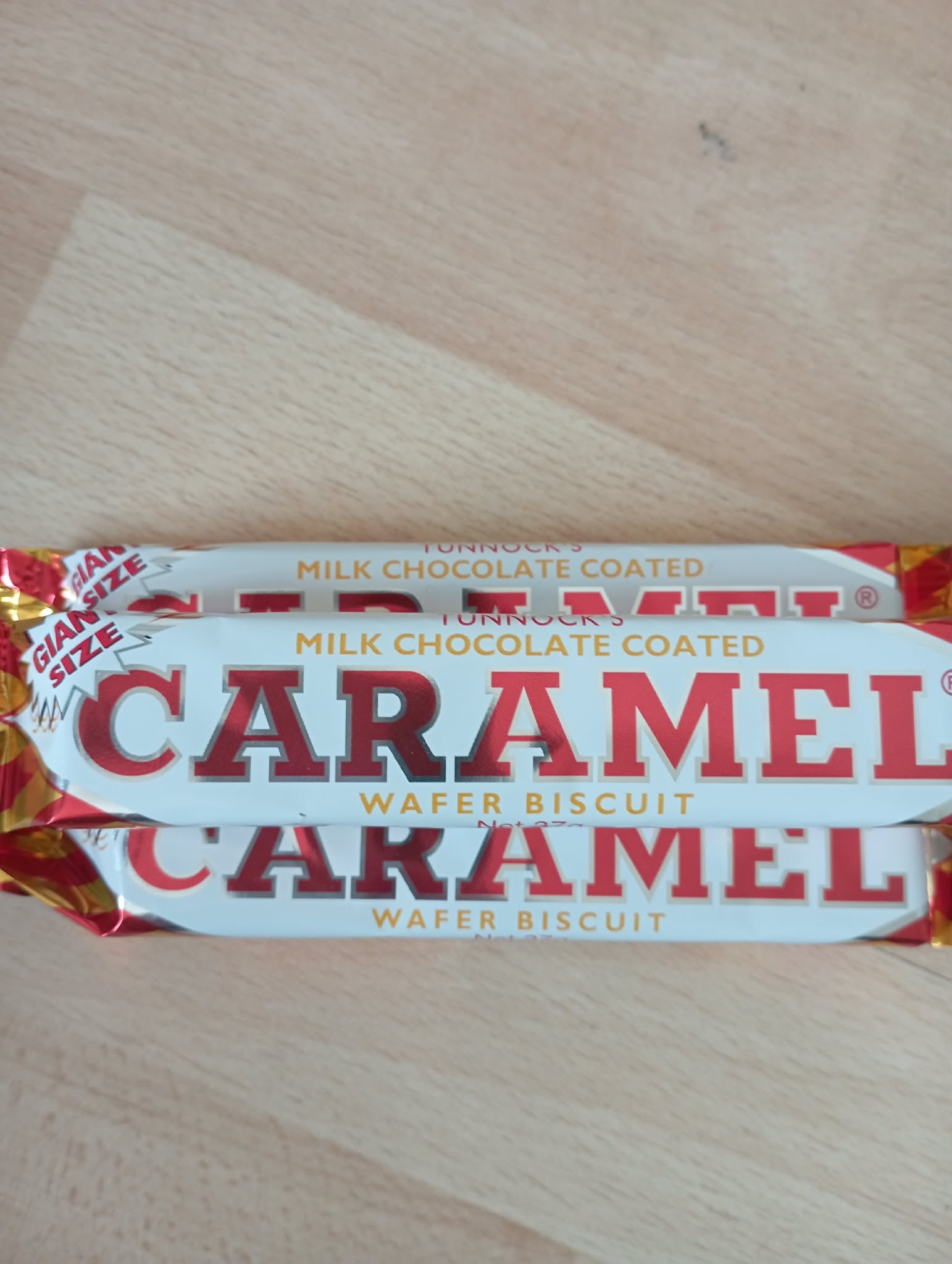 3 TUNNOCKS MILK CHOCOLATE COATED WAFER BISCUIT (3X37G)