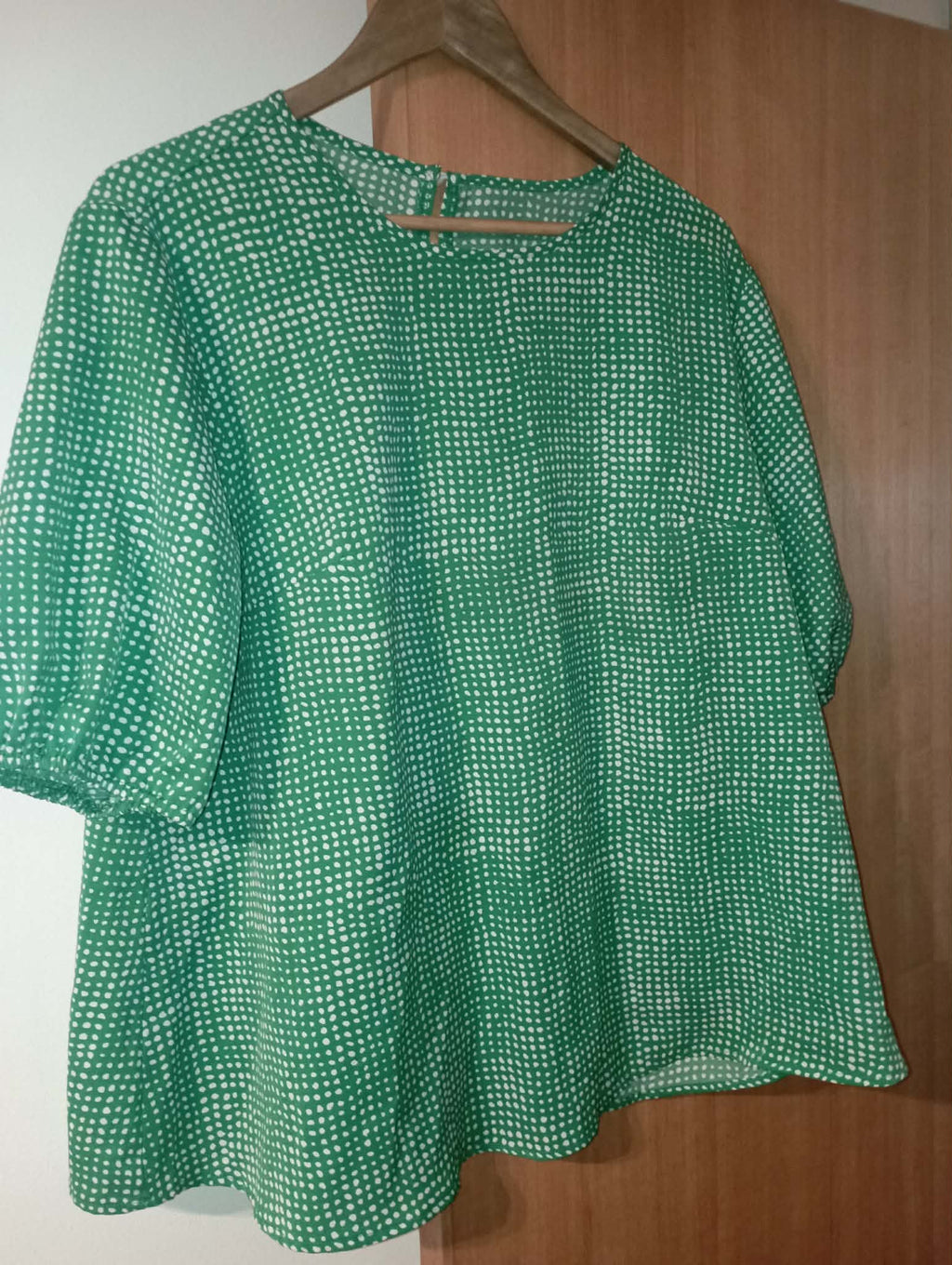 WOMEN'S Shein Curve Green Long-Sleeve Blouse (XL)