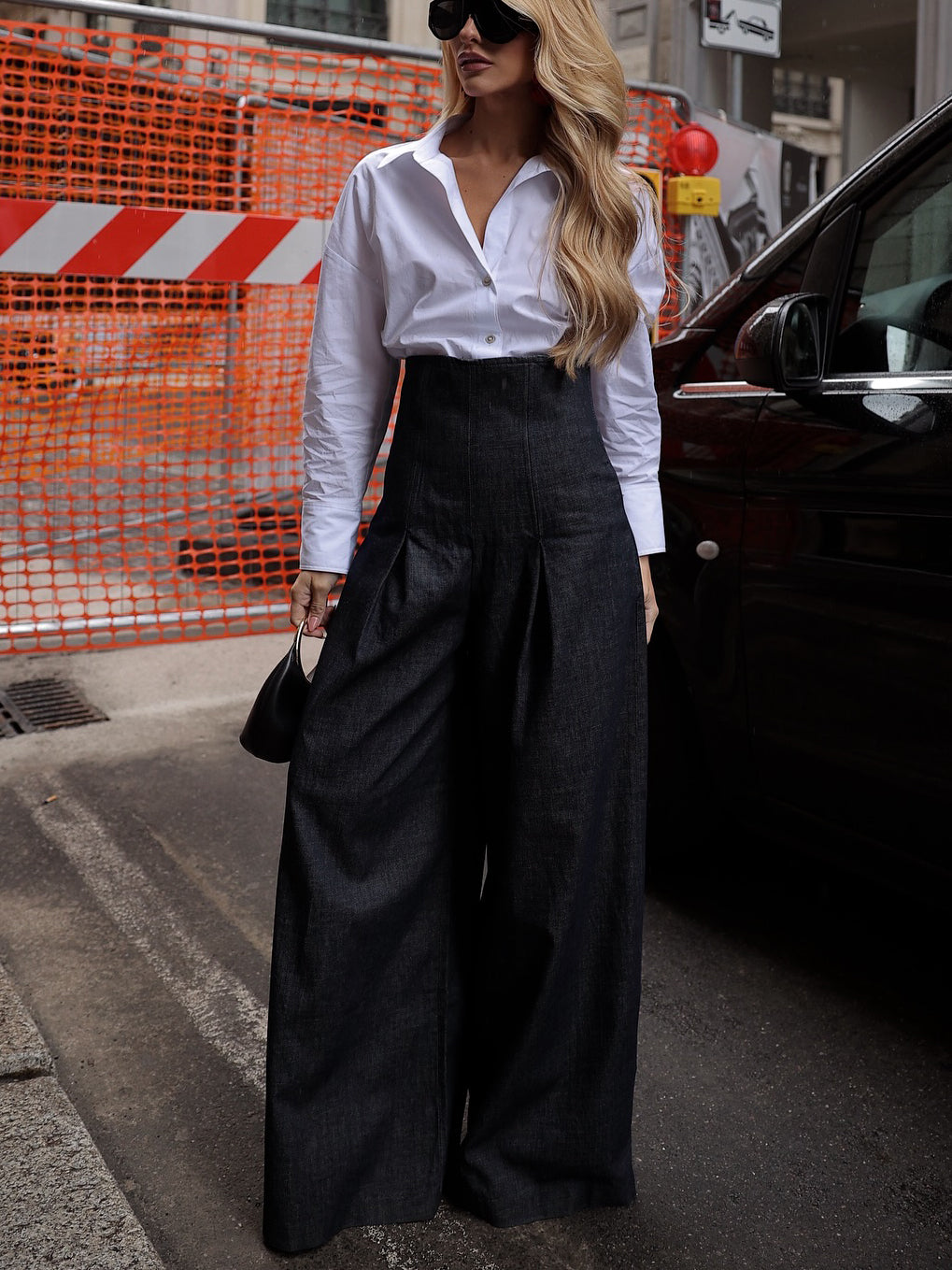 Elegant High Waist Wide Leg Jeans - Classic Denim Trousers for Women