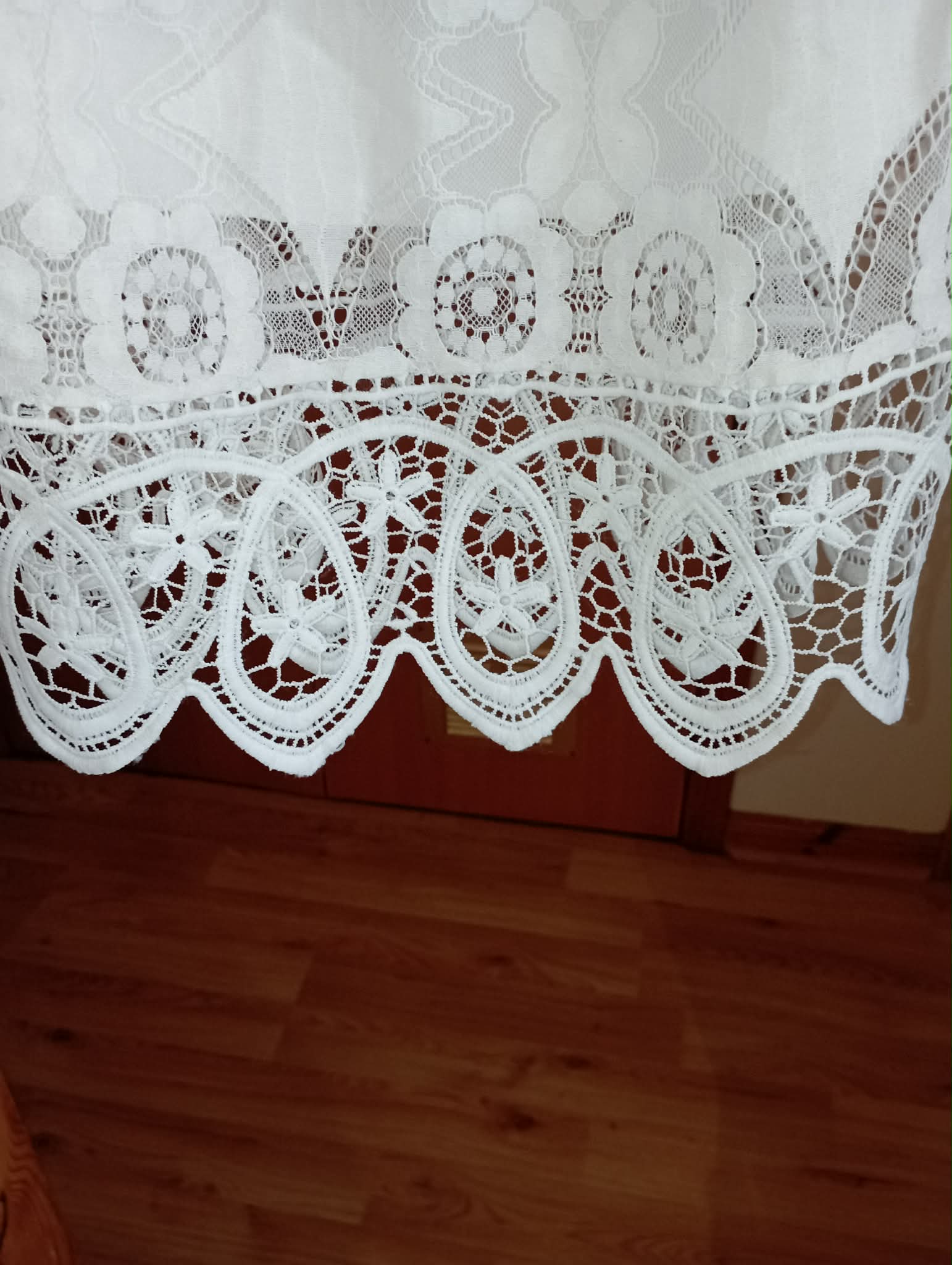 WOMAN'S WHITE SUMMER DRESS - see description