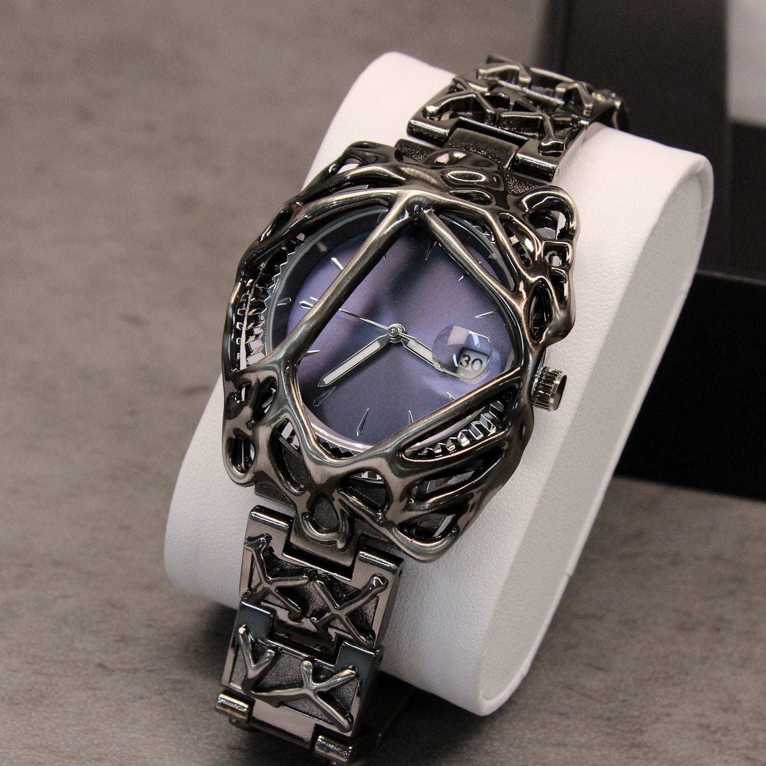 European And American Special-shaped Advanced Special-interest Design Watch