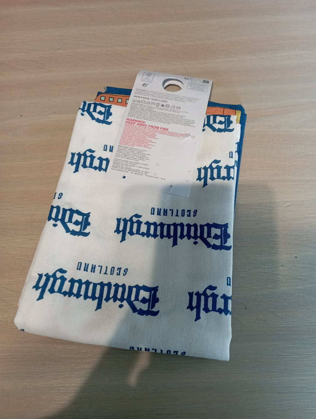 SCOTLAND EDINBURGH TEA TOWELS x2