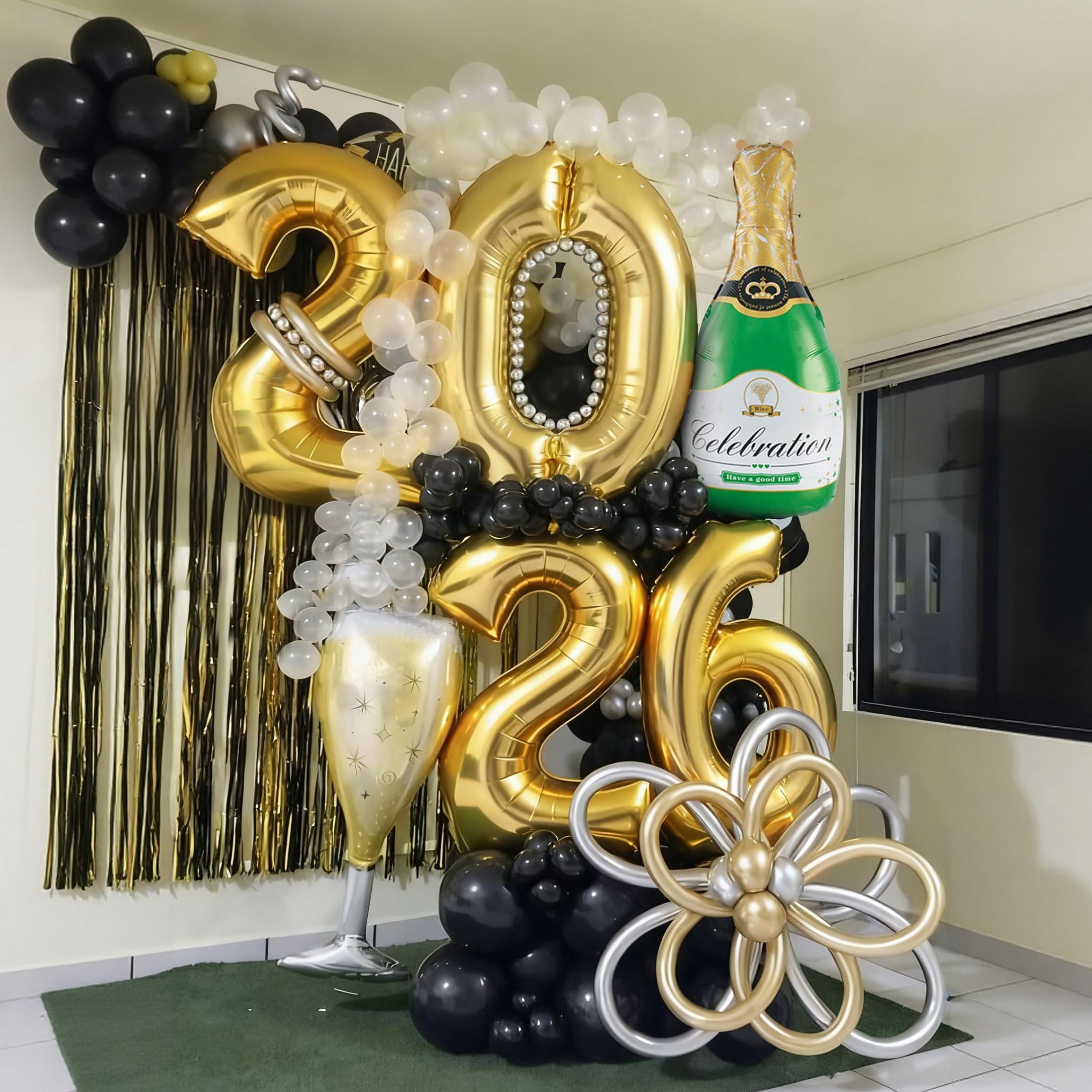 Dagelar Gold 2026 Balloons – 40in Gold Foil Balloons with Green Stars for New Year & Class of 2026 Graduation