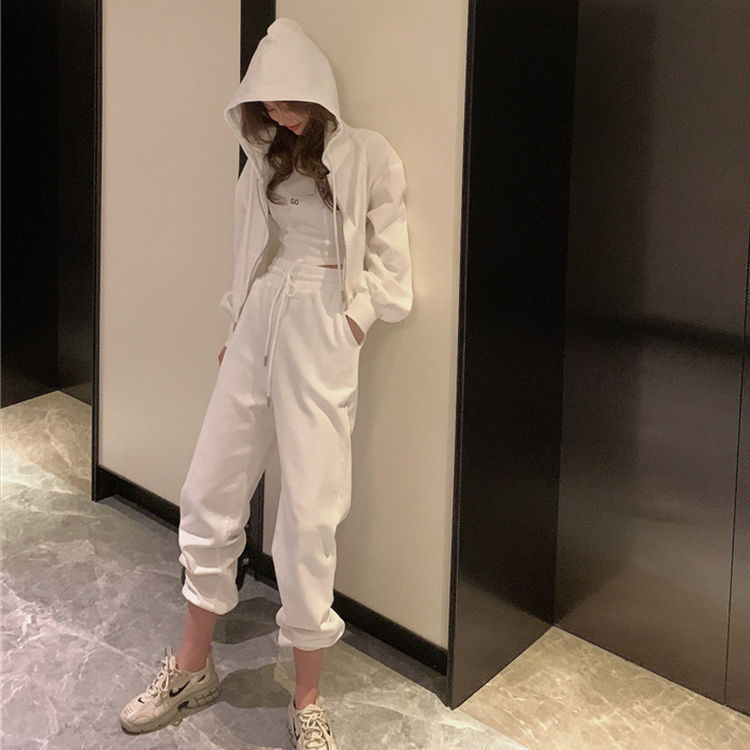 Fashionable Western-style Age-reducing Sweater Vest And Pants Casual Sporty Three-piece Set