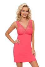 Donna smooth, flowing viscose nightgown