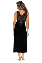 Donna smooth, flowing viscose nightgown