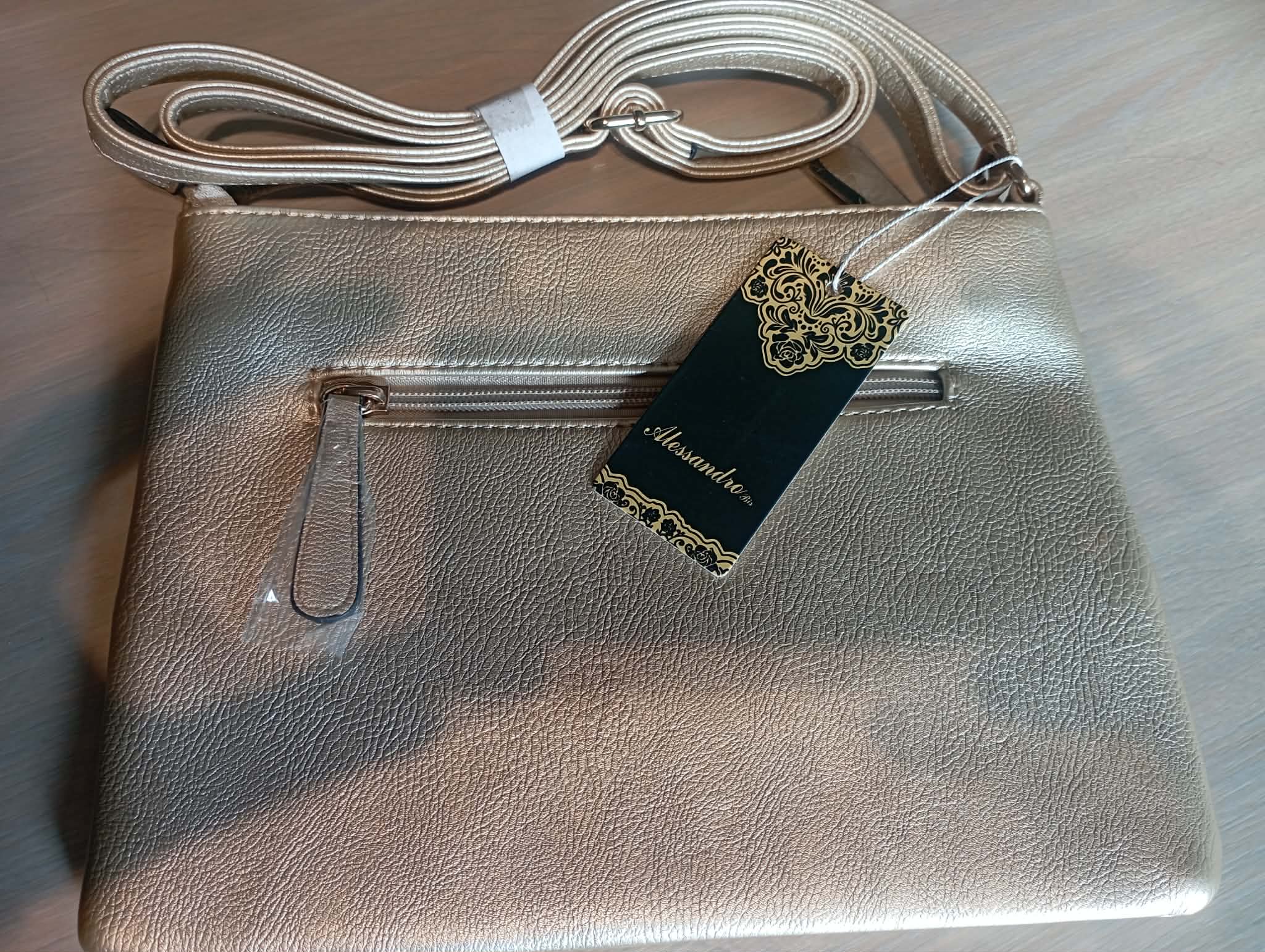 WOMEN'S ALLESSANDRO GOLDEN BAG (NEW)