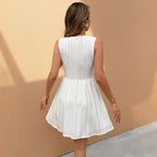 New Elegant And Sophisticated Sleeveless V-neck Lace-patchwork Jacquard Dress