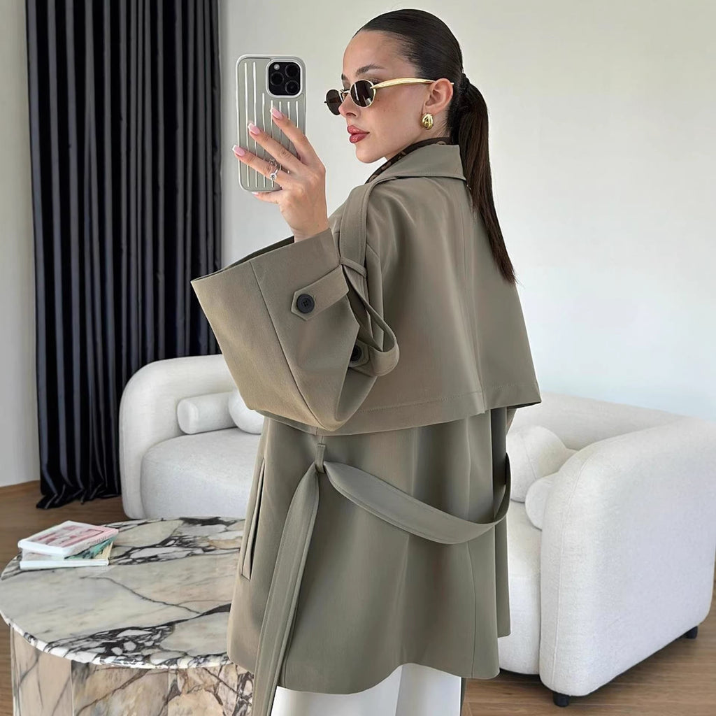 Turn-down Collar Fitted Waist Figure-flattering Elegant Single-breasted Trench Coat