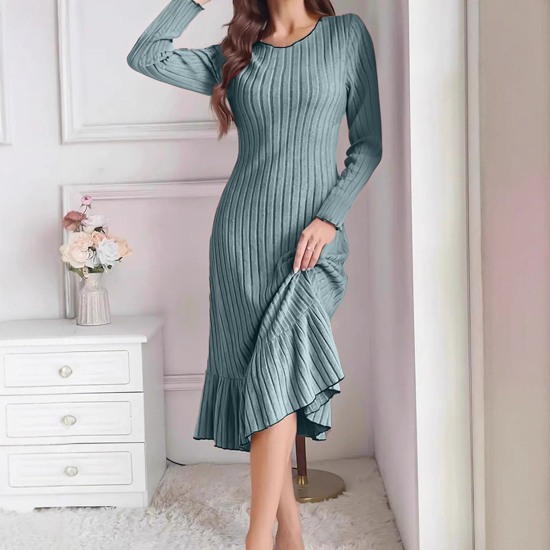 Women's Fashion Solid Color Ruffle Sleeve Long Dress