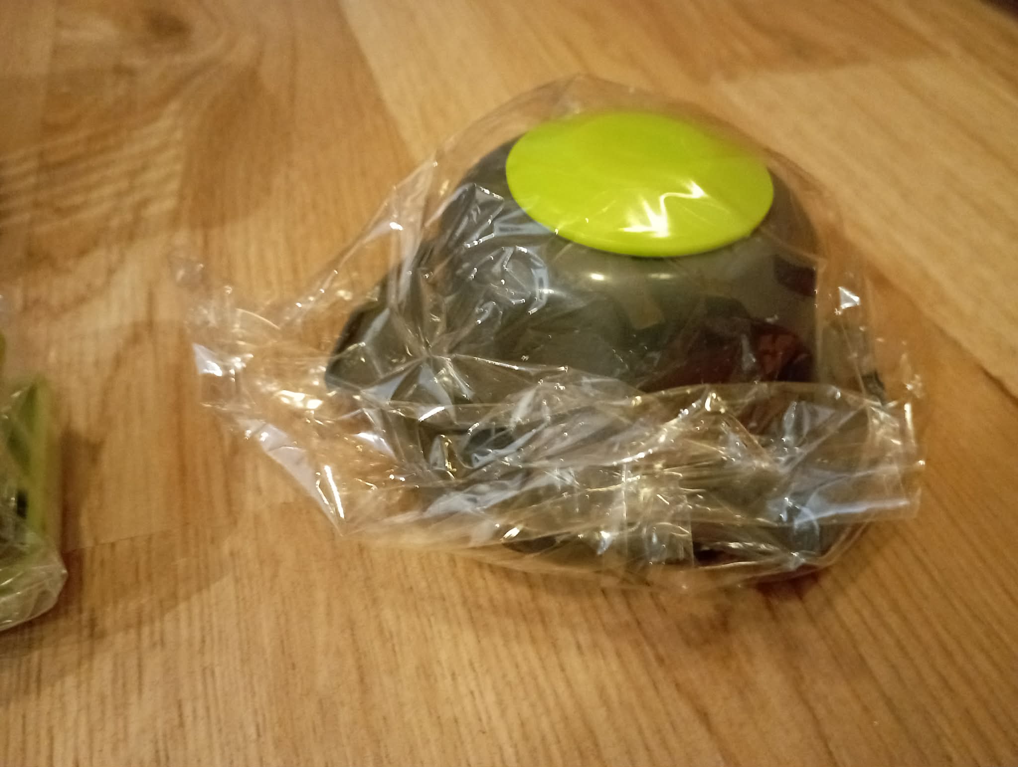 NEW 14 - in 1 Vegetable Chopper with container