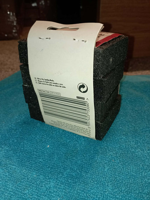 4 SANDING BLOCKS