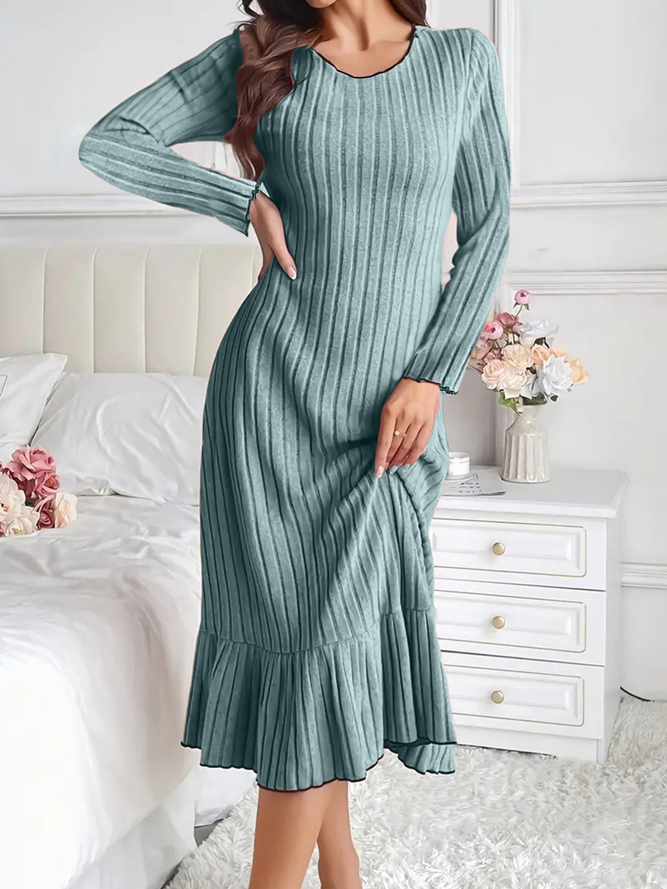 Women's Fashion Solid Color Ruffle Sleeve Long Dress