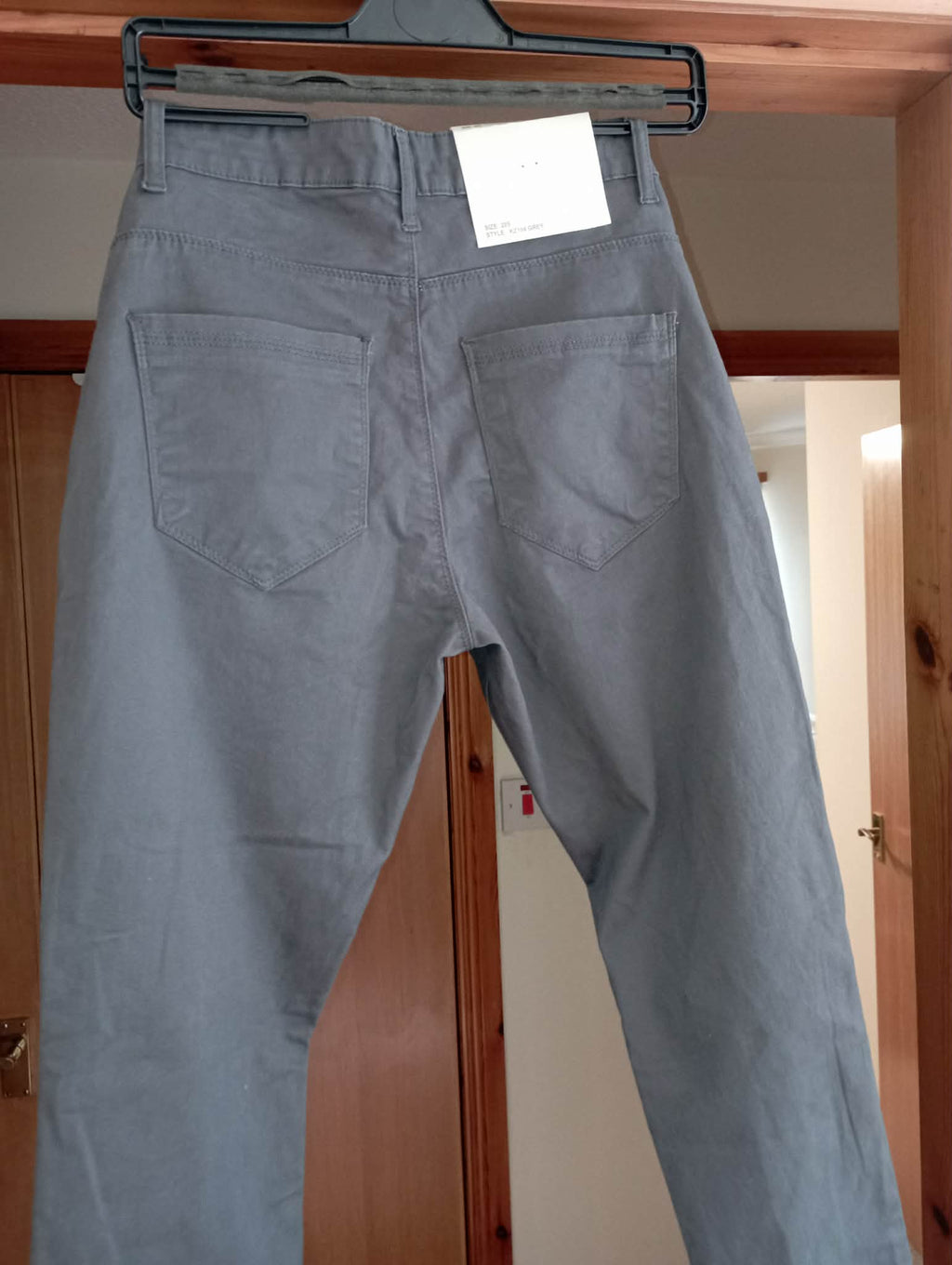 NEW with tag - MENS KRUZE DNM size 28s GREY
