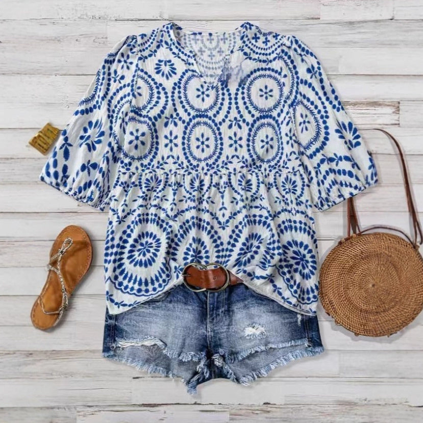 Women's Vintage-print Loose-fit V-neck Short-sleeve Blouse