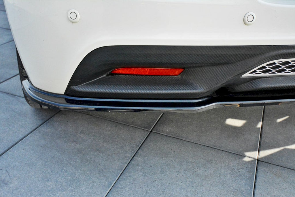 Maxton Design - CENTRAL REAR SPLITTER HONDA CR-Z (2010-2012)