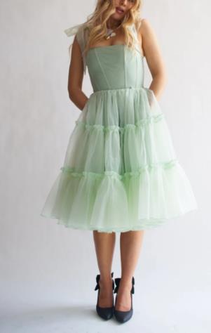 Square-neck Solid-color Wooden High-waist Flared Sleeveless Dress