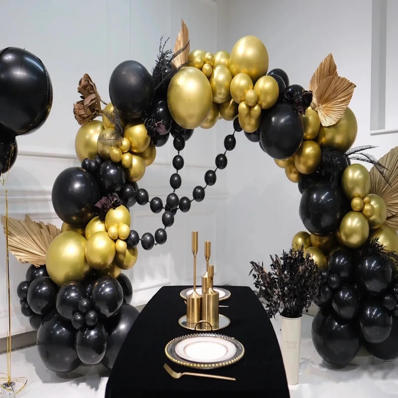 GaesQae Black Balloons 12-Inch Pack for Halloween Decorations - 100Pcs Latex Balloons