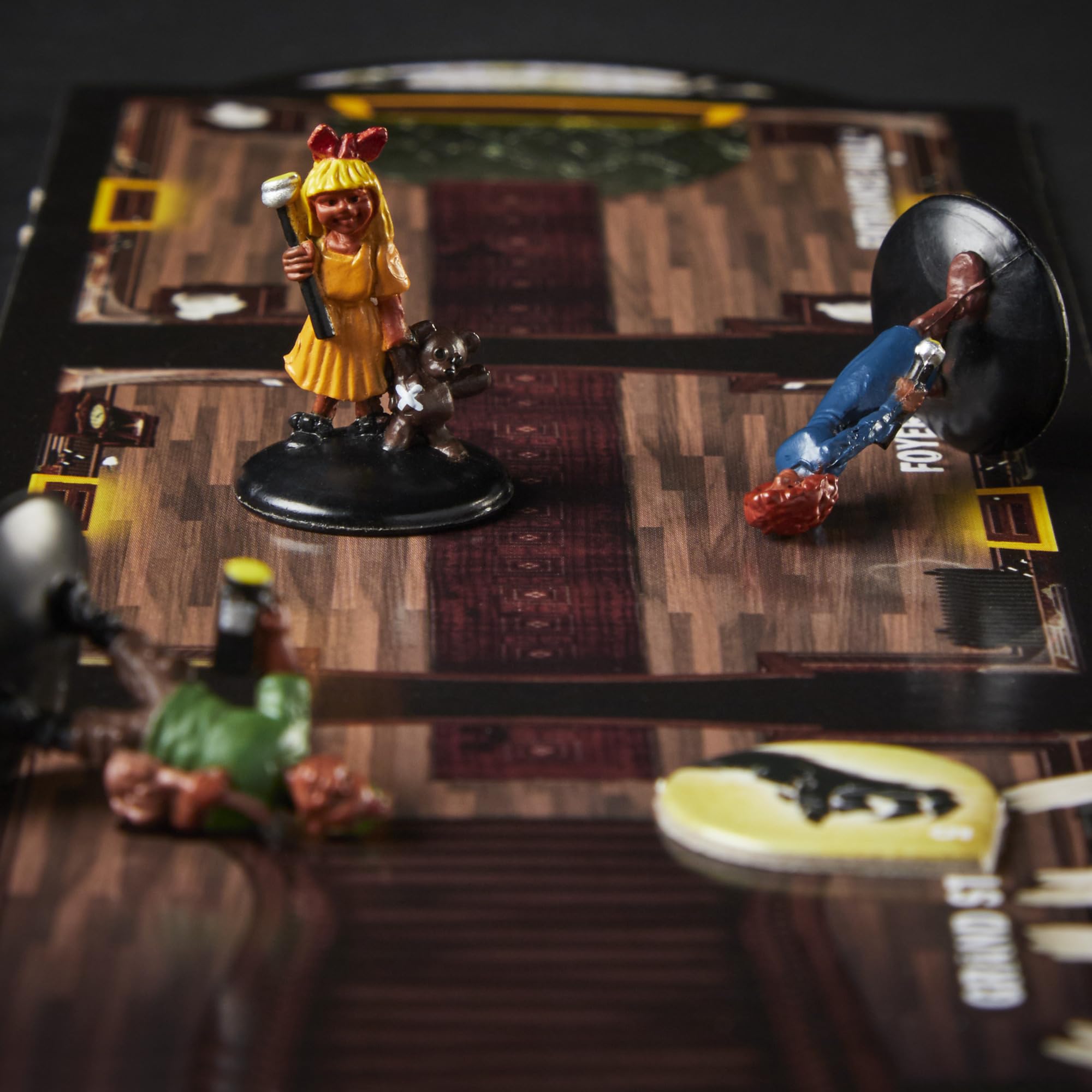 Hasbro Gaming Avalon Hill Betrayal at House on the Hill Second Edition — Cooperative Board Game for 3-6 Players (Ages 12+)