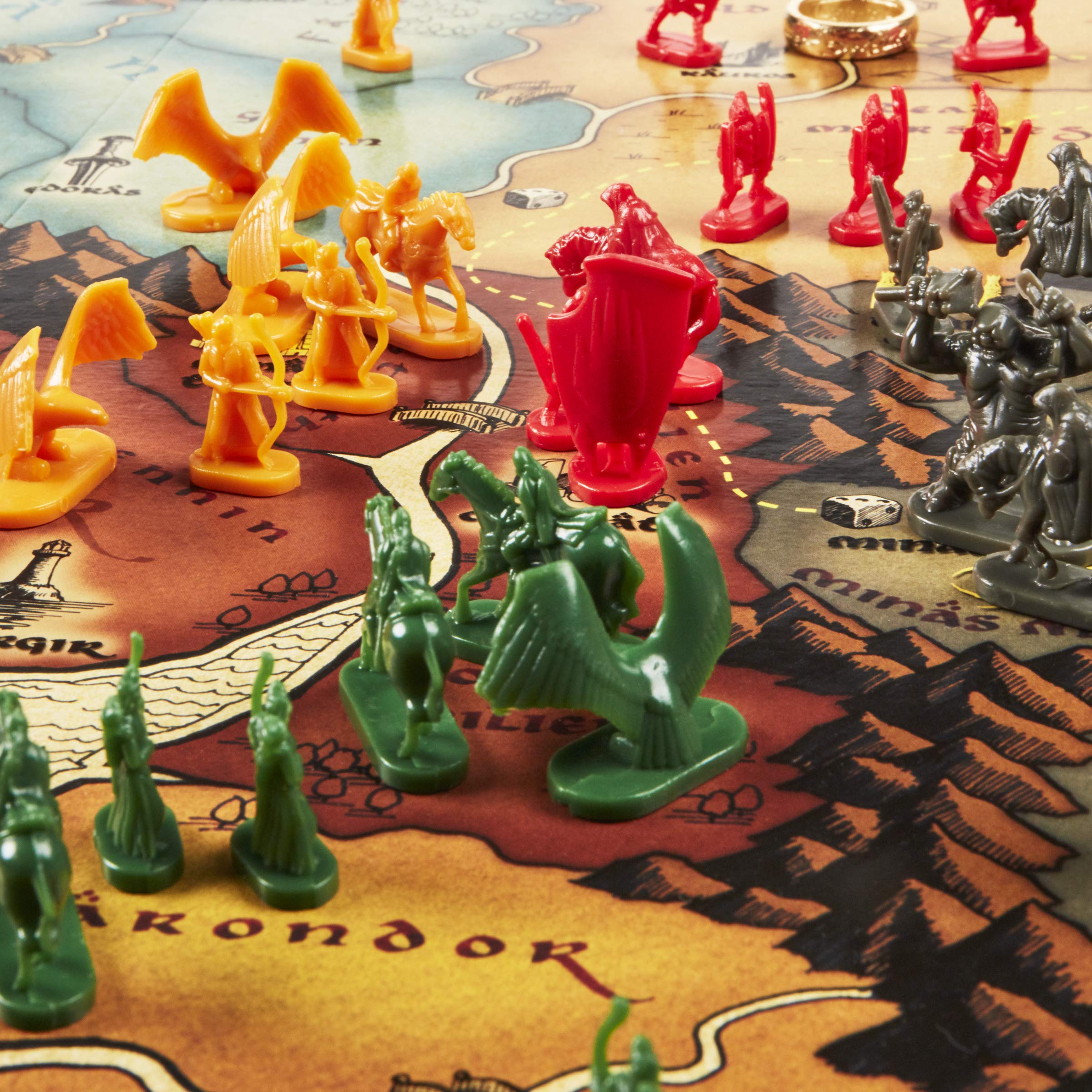 Risk: The Lord of the Rings Trilogy Edition – Strategy Board Game for 2-4 Players | Hasbro Gaming (Amazon Exclusive)