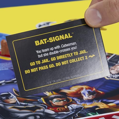 Hasbro Monopoly Batman Edition Board Game – Gotham City Strategy for 2–4 Players (Ages 8+)