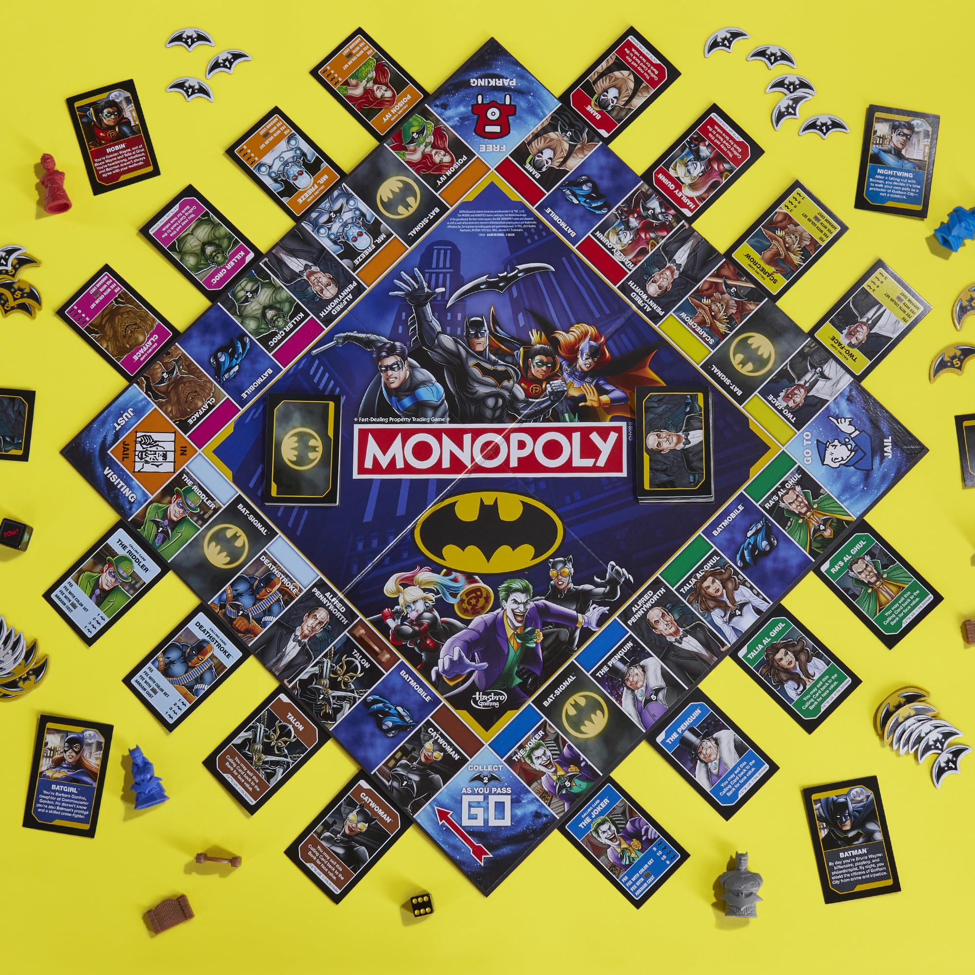Hasbro Monopoly Batman Edition Board Game – Gotham City Strategy for 2–4 Players (Ages 8+)