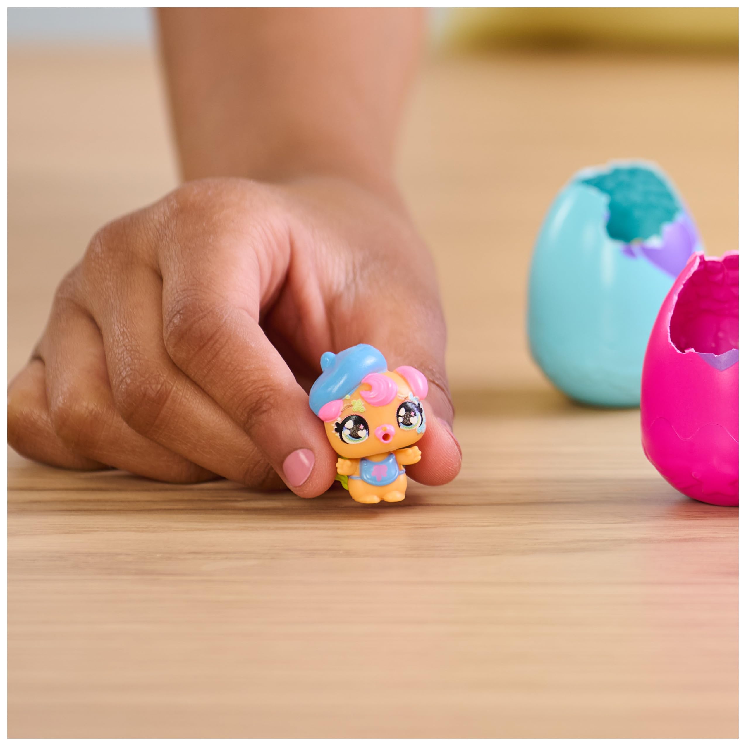 Hatchimals Alive Collectibles 30-Egg Mystery Value Pack – 30 Mini Figures
