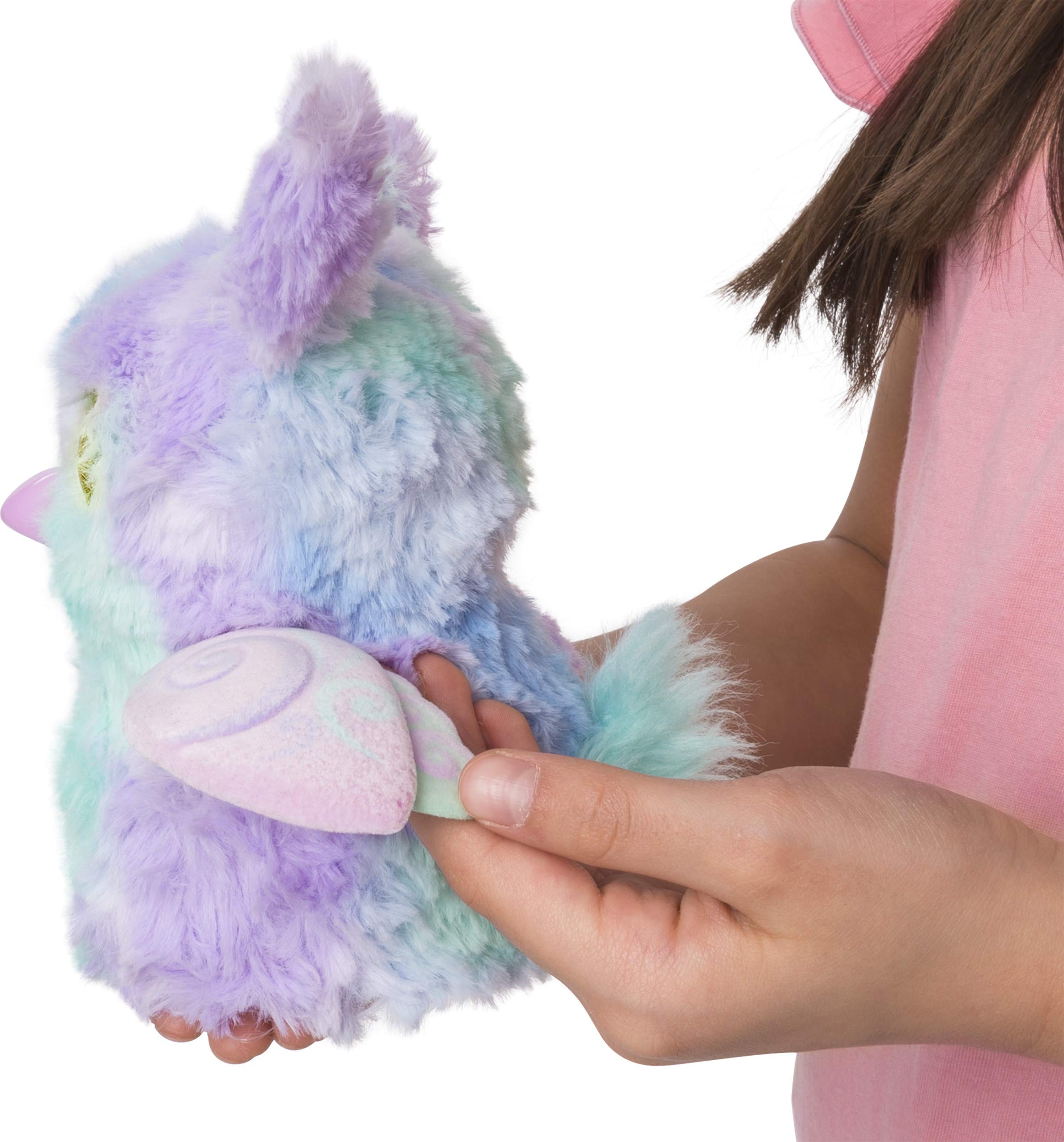 Hatchimals Mystery: Hatch 1 of 4 Fluffy Interactive Mystery Characters from Cloud Cove (Styles May Vary) – Multicolor