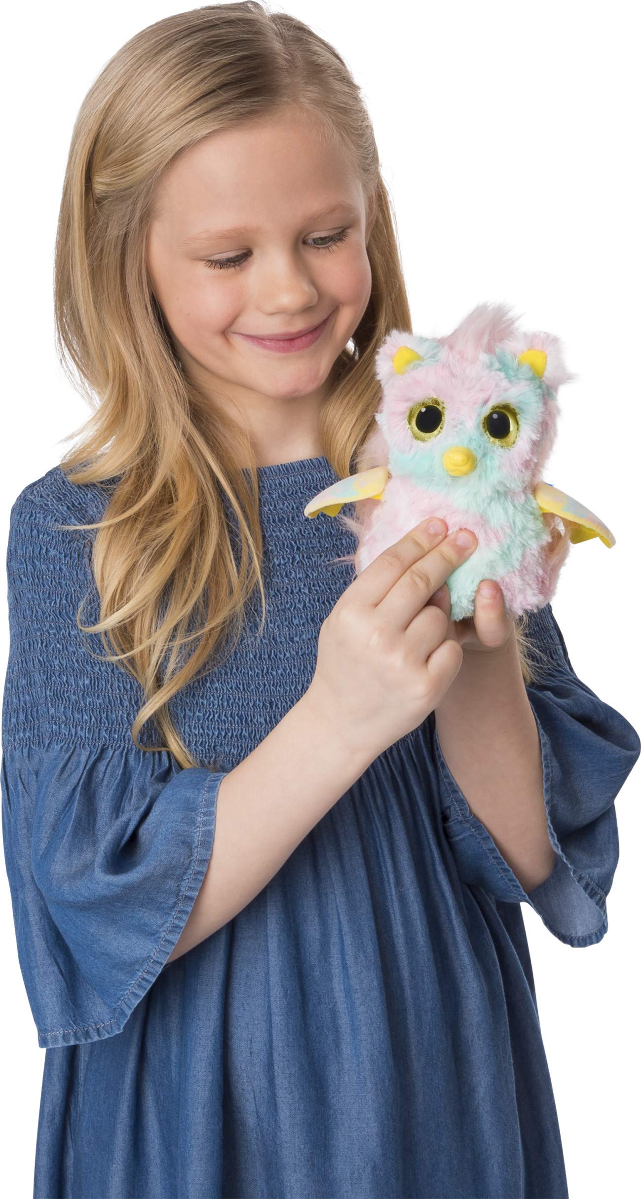 Hatchimals Mystery: Hatch 1 of 4 Fluffy Interactive Mystery Characters from Cloud Cove (Styles May Vary) – Multicolor