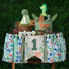 HODIHIWI Dinosaur Theme 1st Highchair Banner — Green Tassel Garland, Hat & Cake Topper
