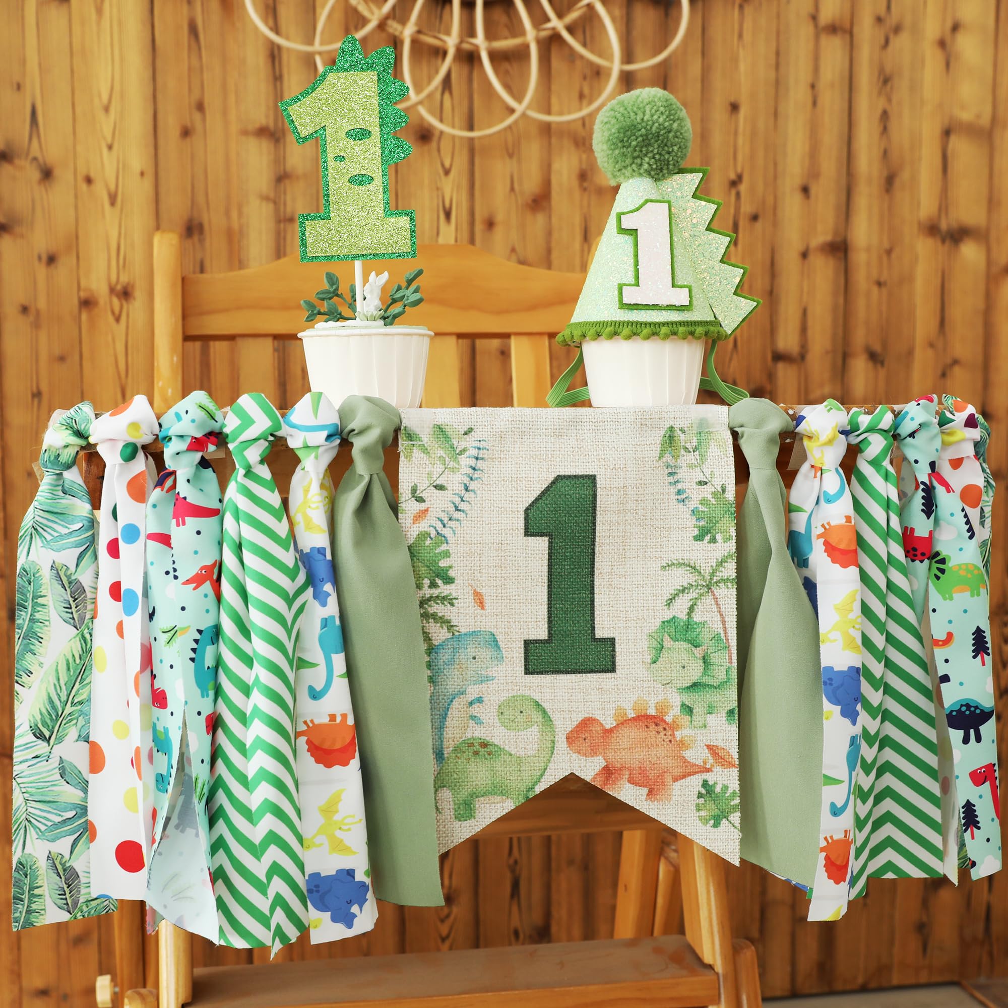 HODIHIWI Dinosaur Theme 1st Highchair Banner — Green Tassel Garland, Hat & Cake Topper