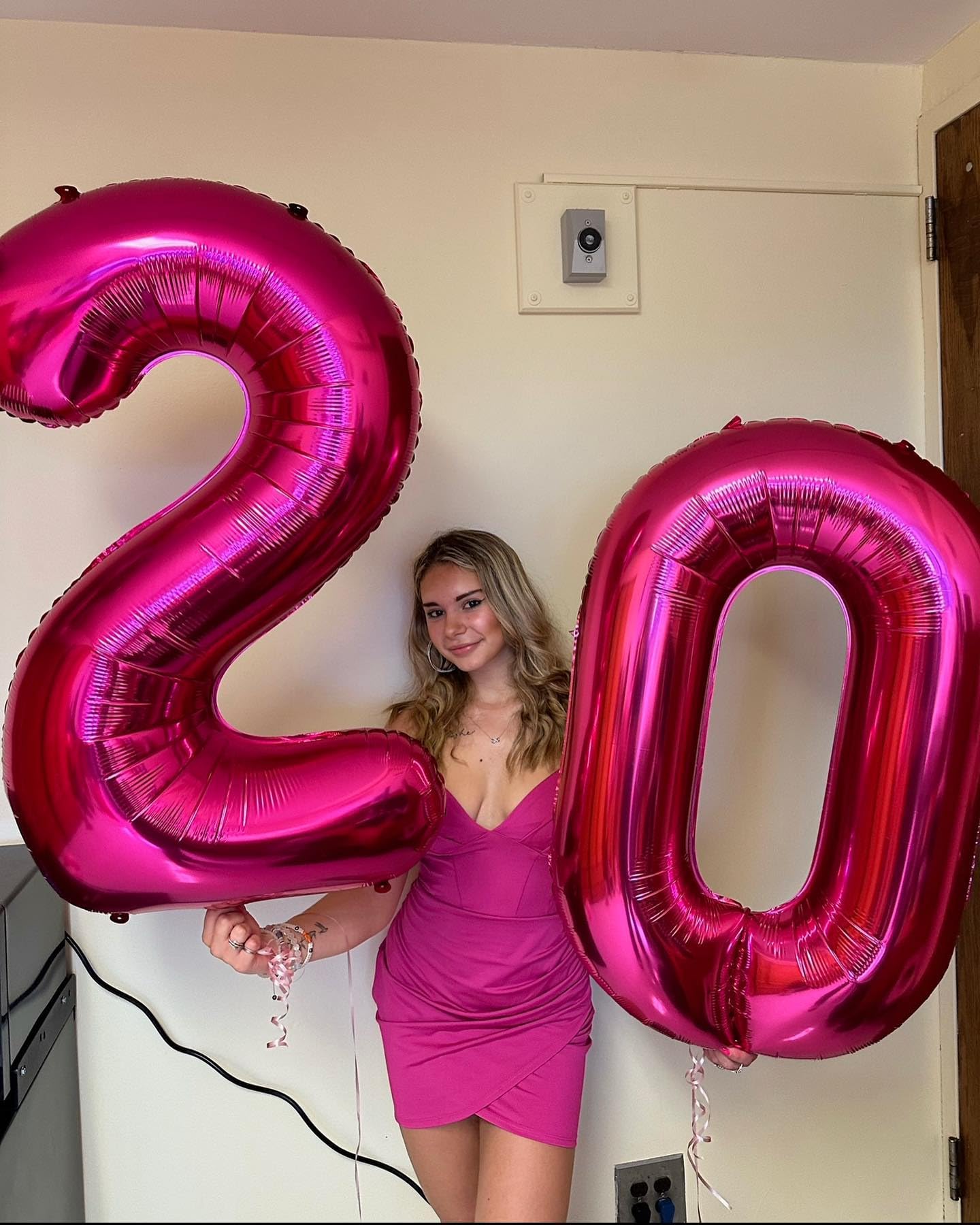IWERP Hot Pink Number 20 Balloons – 40 Inch, 20th Birthday Decorations & Party Supplies