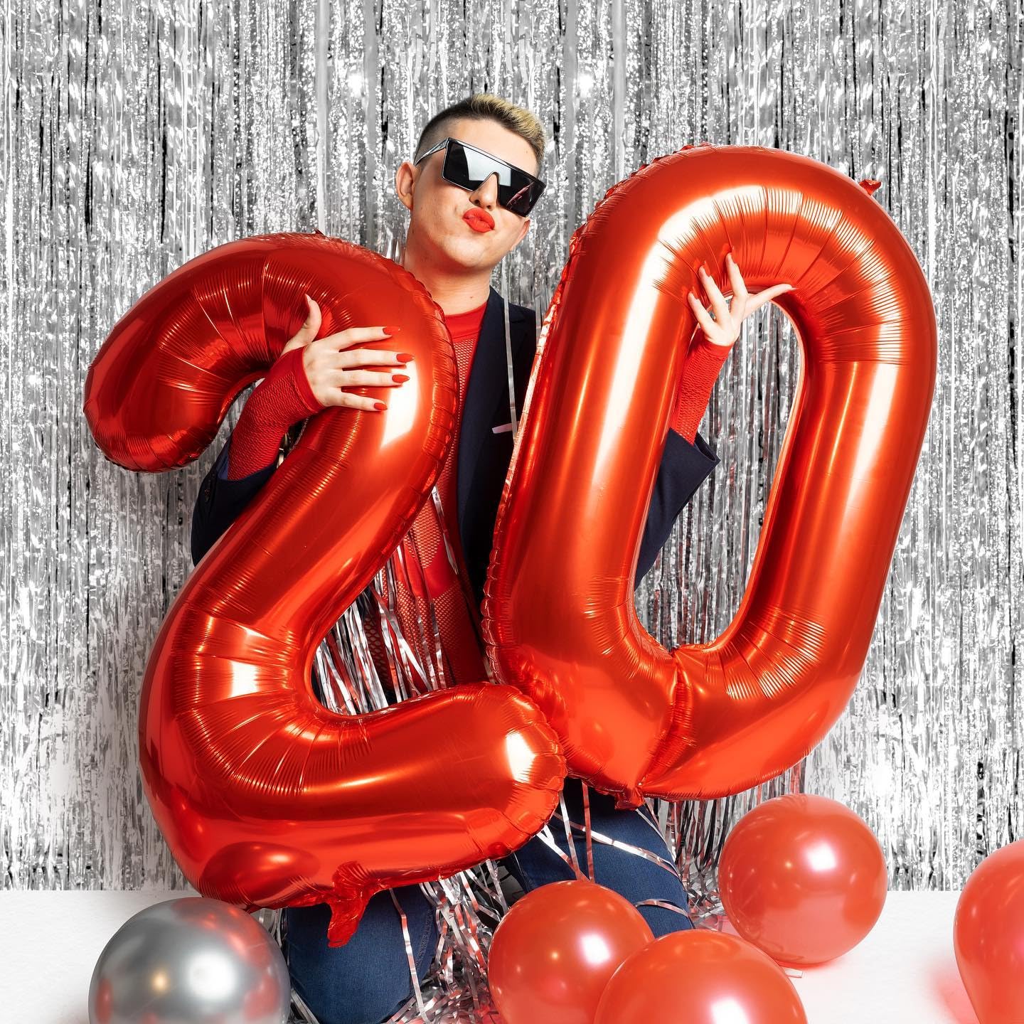 IWERP 16th Birthday Balloons - 40 Inch Red Number 16 for Sweet 16 Celebrations