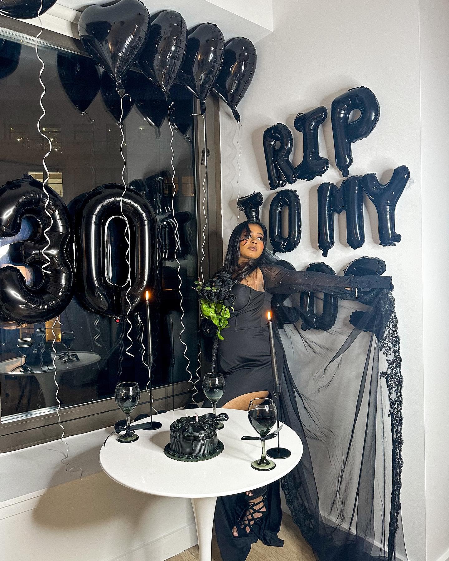 IWERP 19 Balloon Number – 40-Inch Black 19th Birthday Balloons for Parties & Anniversaries