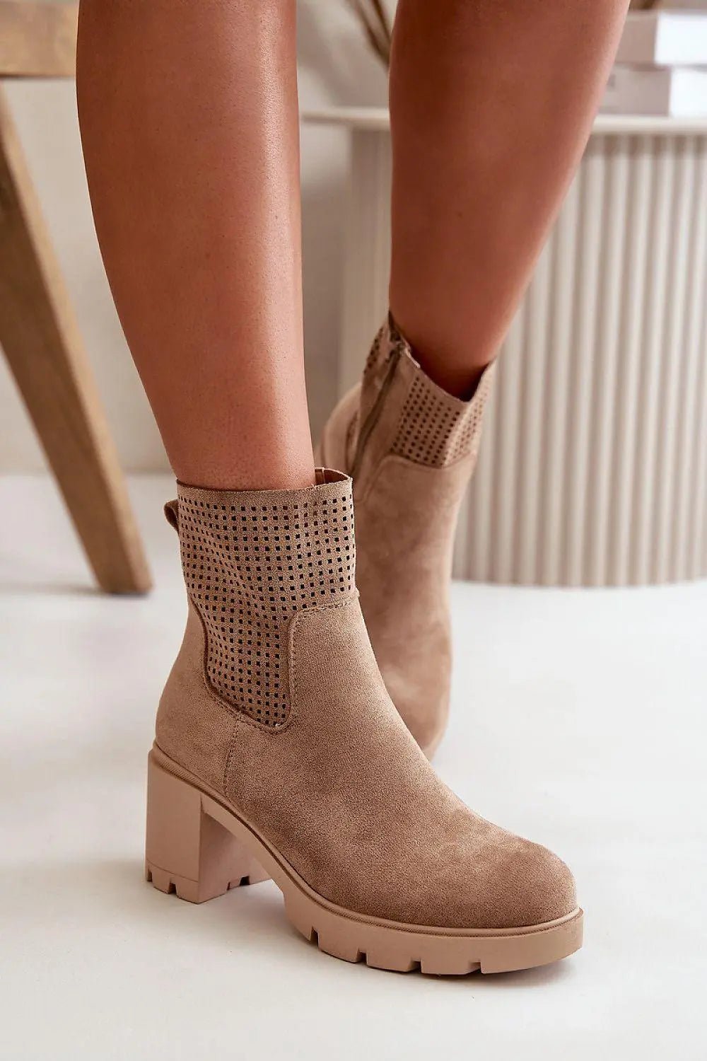 Jezzi ankle boots made of high-quality eco suede combine style and functionality