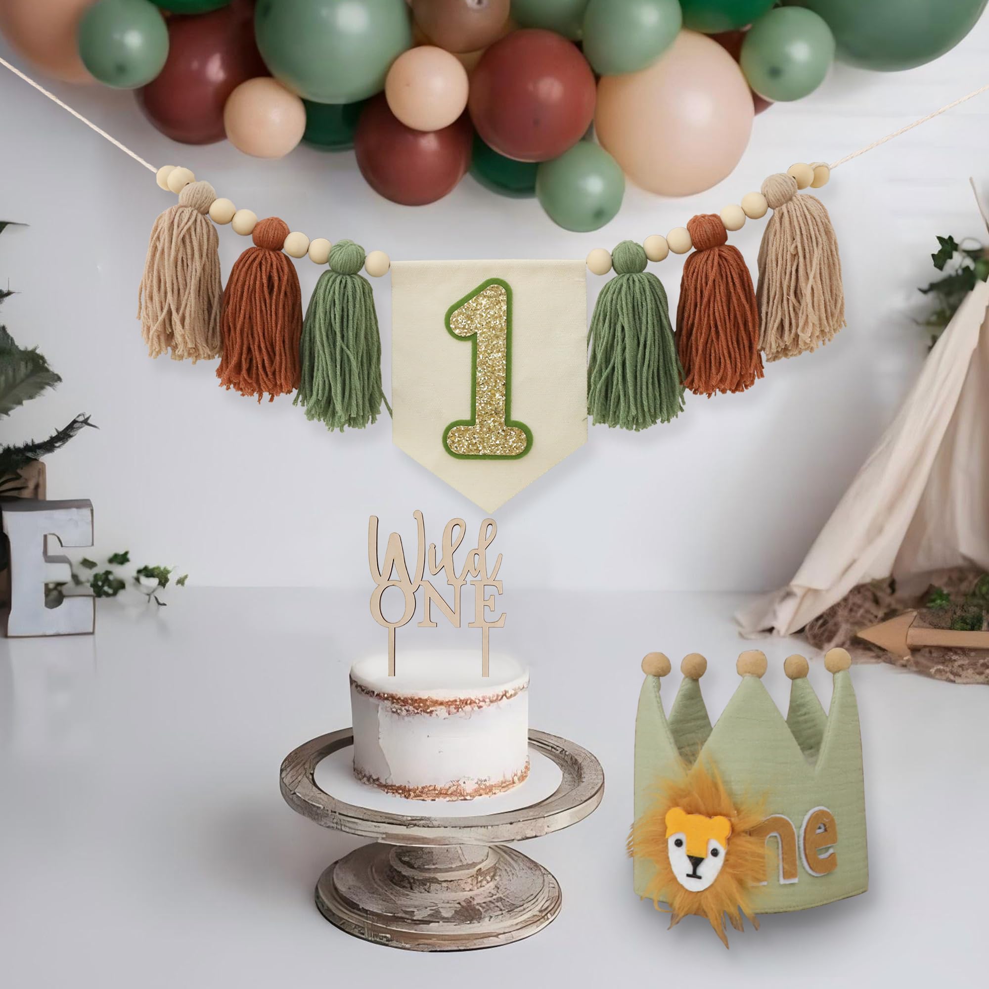 JUIIZAY Wild One 1st Highchair Banner – Bead Tassel Garland & Lion Crown Hat