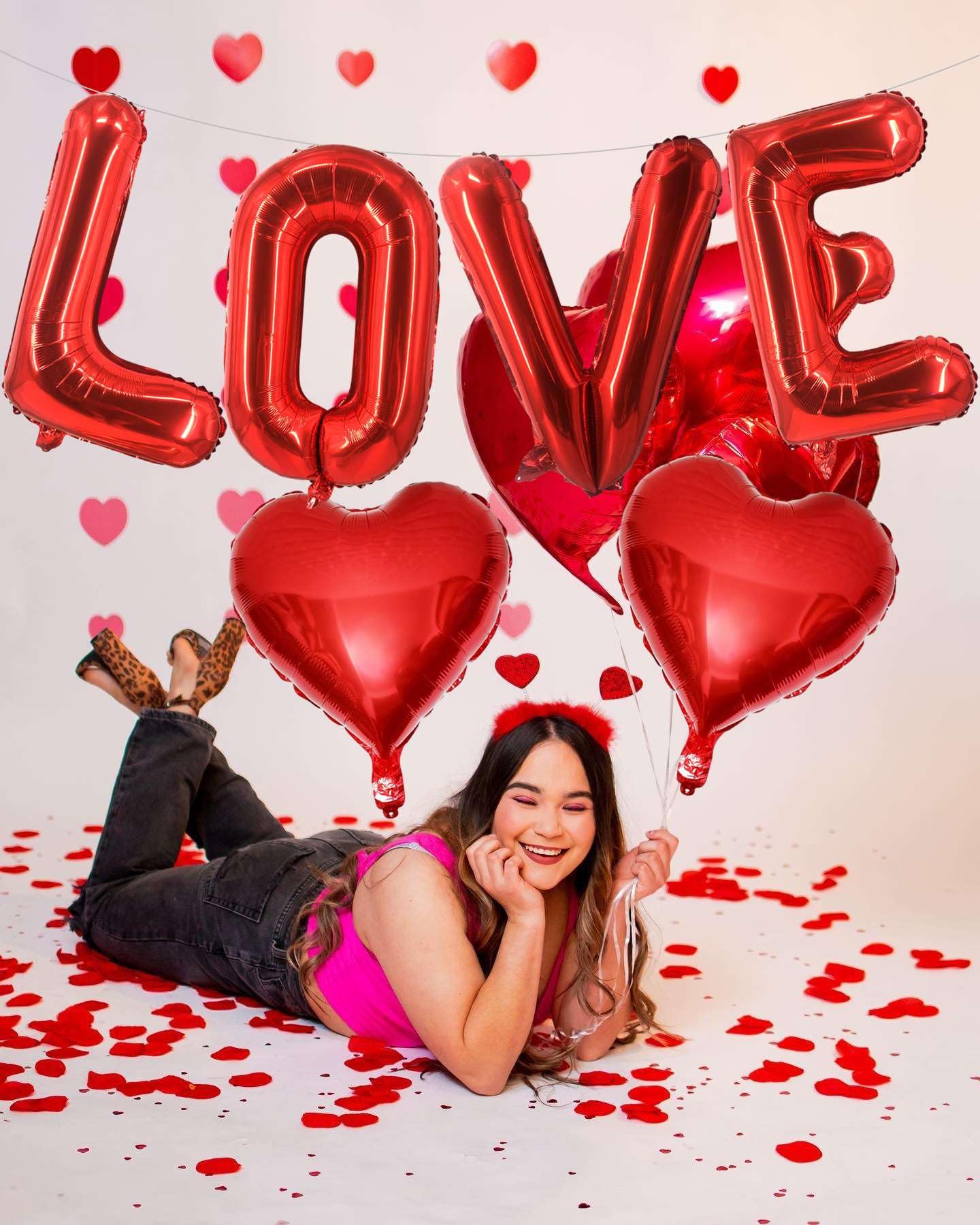 LHOAVWE Red Love Balloons – Valentine Heart Balloons for Weddings, Proposals & Parties