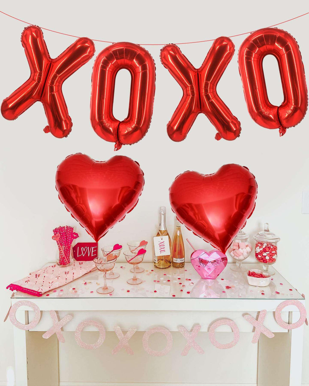 Lovoir 16-Inch Red XOXO Heart Balloons – 6 Pcs Valentine’s Day Decor