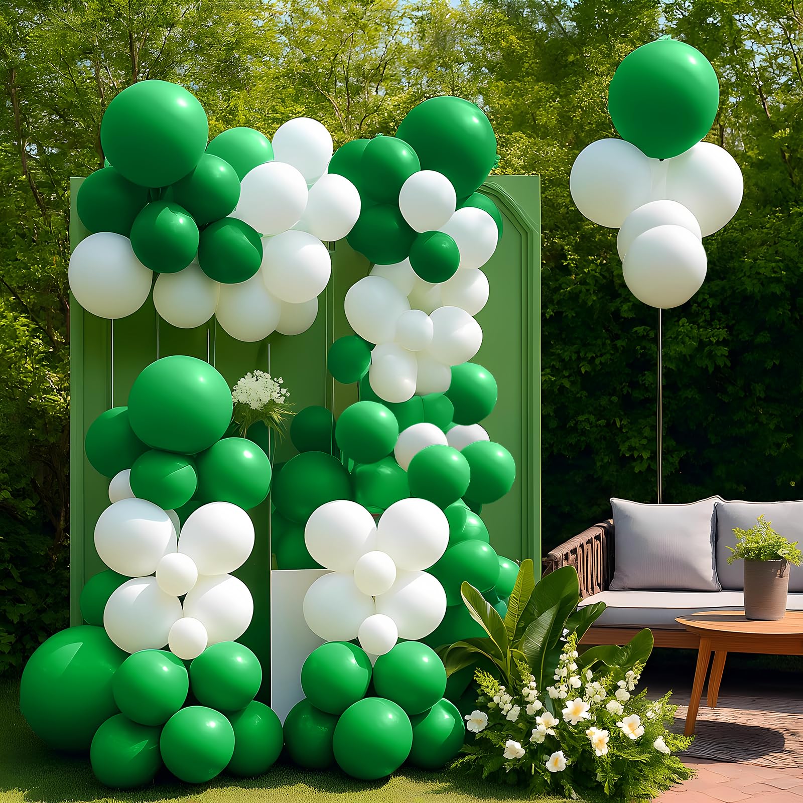 LYNSP Dark Green Balloons 100 Pack, 12-Inch Forest Green Latex Party Decor