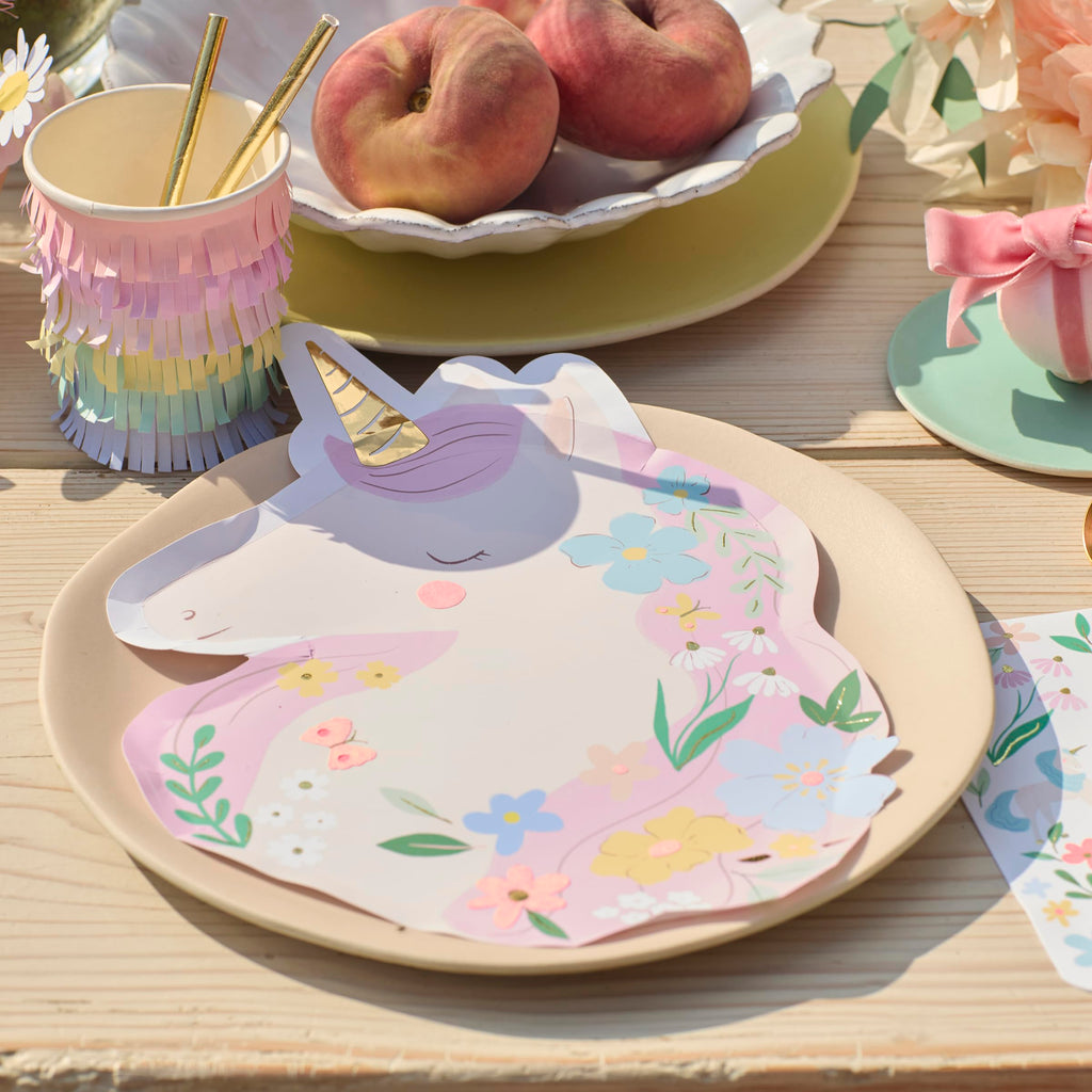 Meri Meri Meadow Unicorns Plates – Pack of 8, Disposable Unicorn Party Plates with Gold Foil