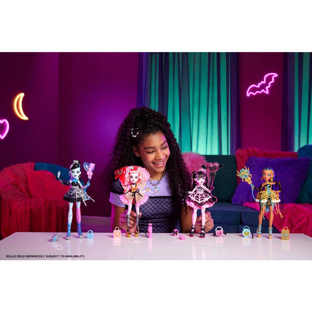 Monster High Cleo De Nile Scary Sweet Birthday Doll – Golden Party Dress & Themed Accessories