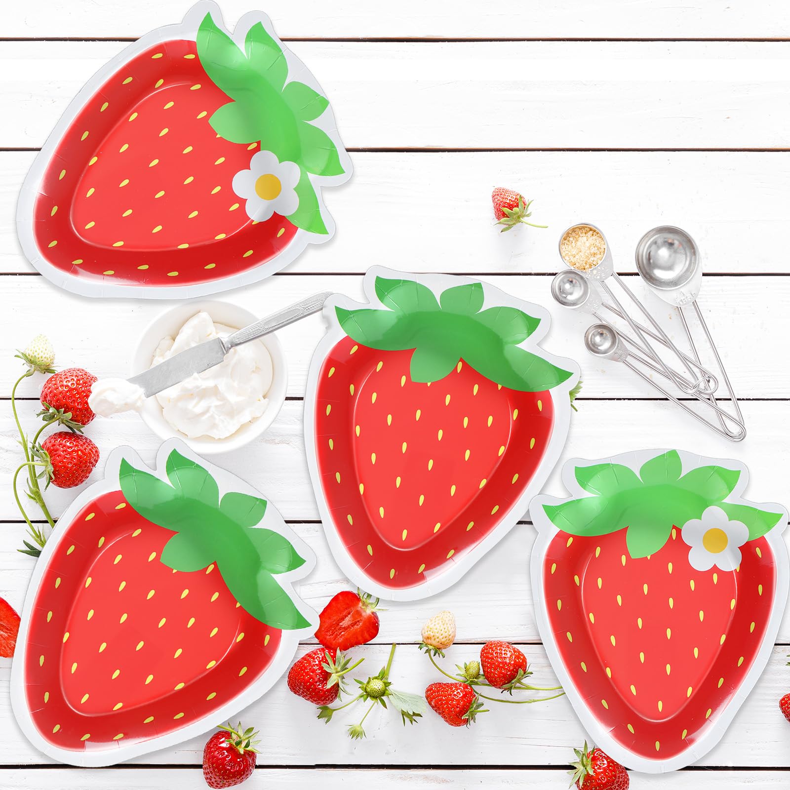 Naozinebi 50 Count Strawberry Party Plates – Strawberry Theme Disposable Dinnerware