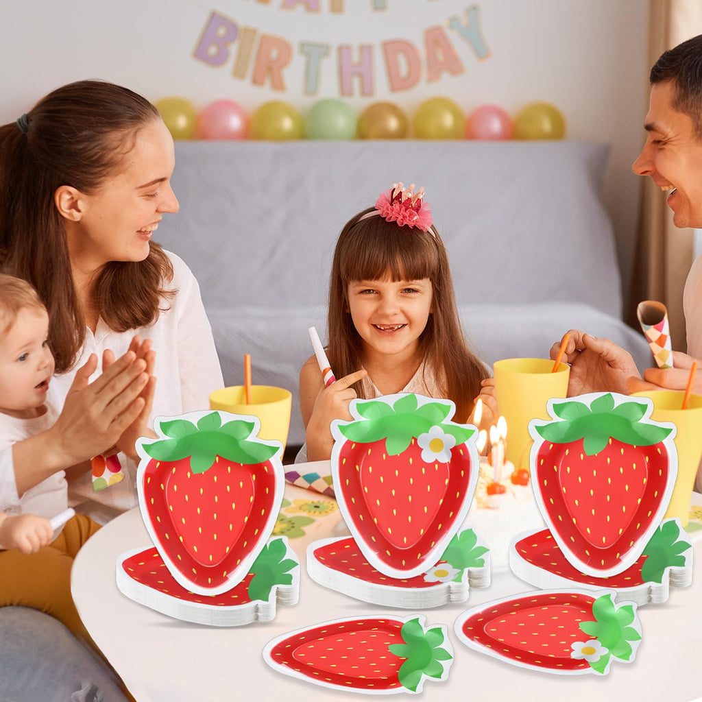 Naozinebi 50 Count Strawberry Party Plates – Strawberry Theme Disposable Dinnerware