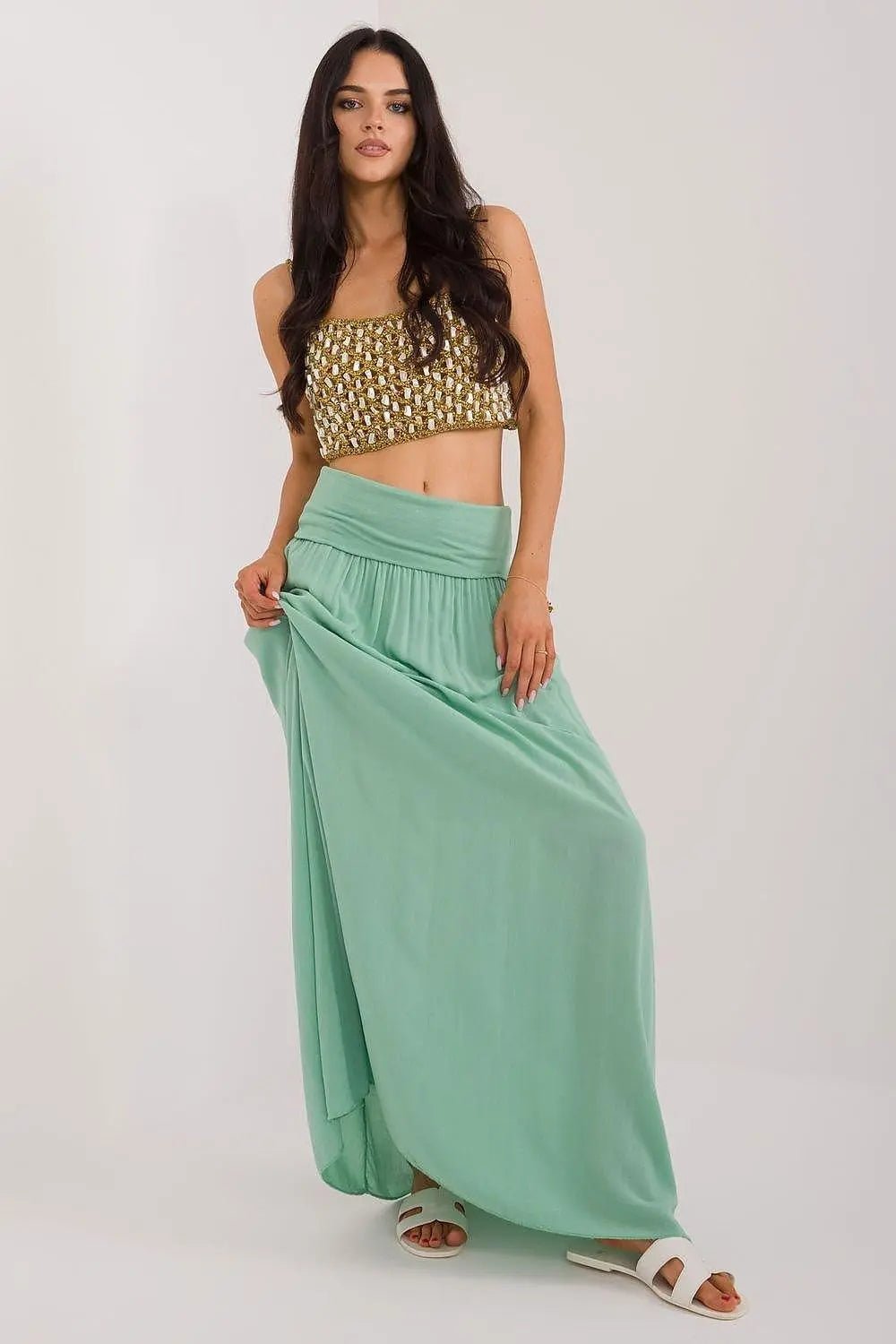 Och Bella smooth, solid material casual maxi skirt