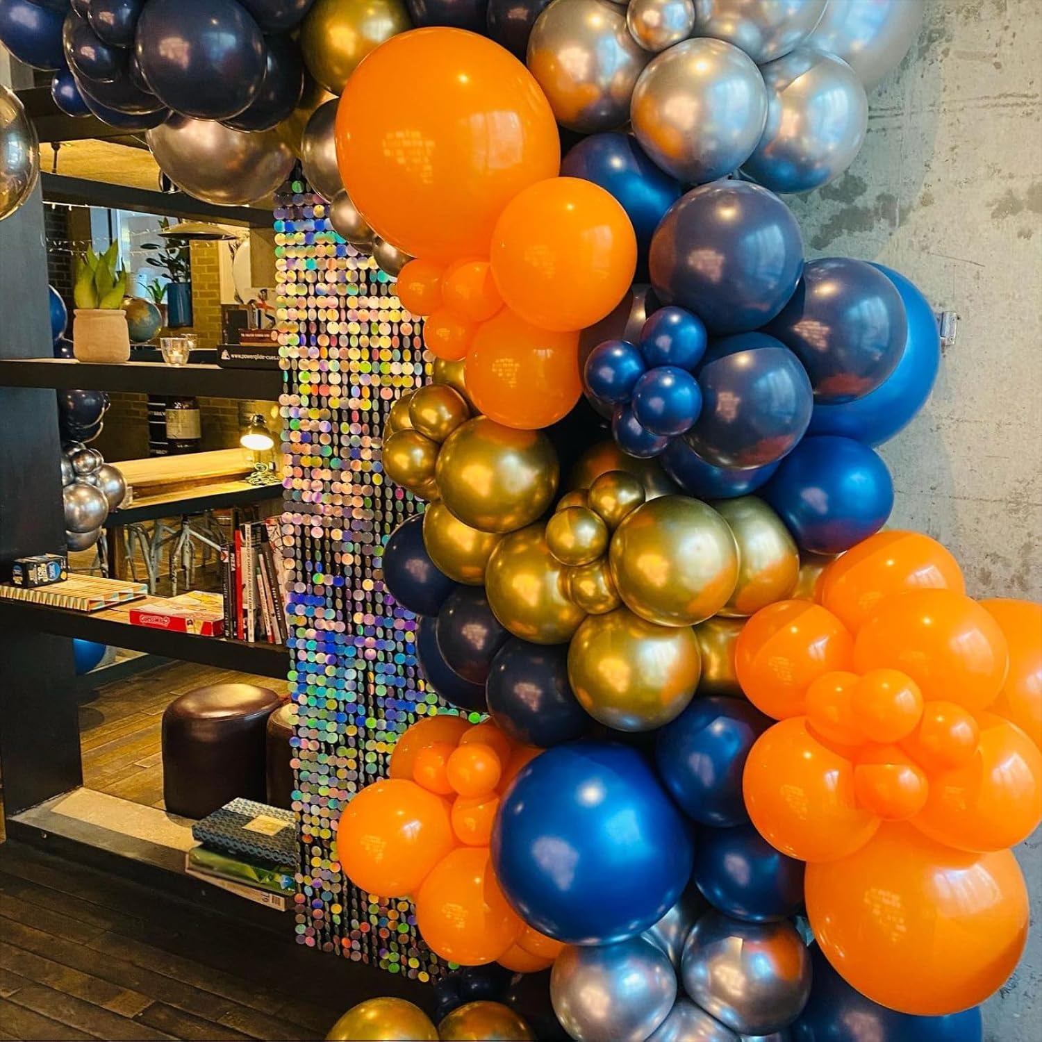 Paready 32-Piece Blue and Orange Balloons with Ribbons – Latex Balloons for Birthday Parties, Baby Showers, Weddings