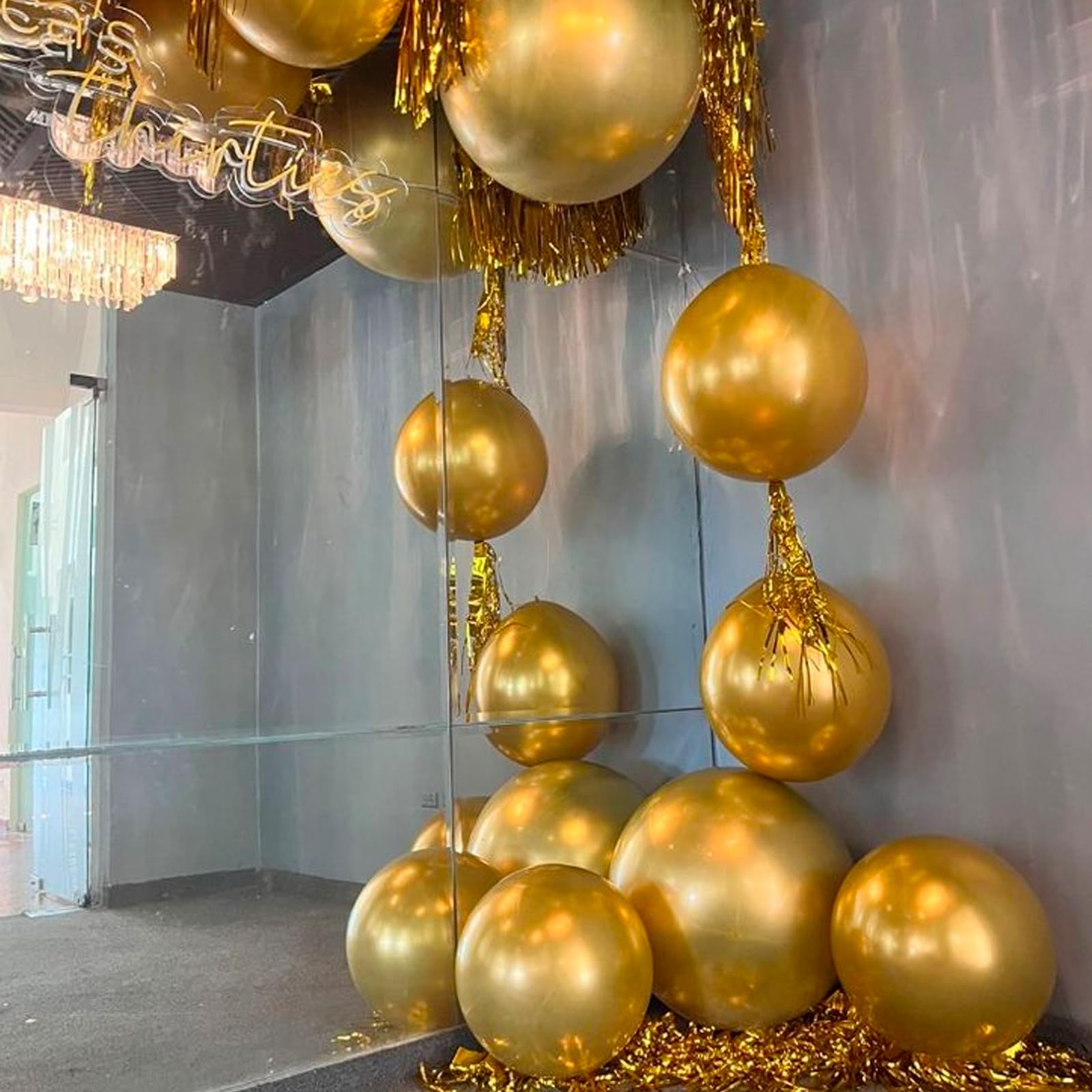 PartyWoo Metallic Gold Balloons 36-Inch Jumbo 4-Pack | Chrome Gold Latex Balloons for Graduation, Baby Shower & Parties